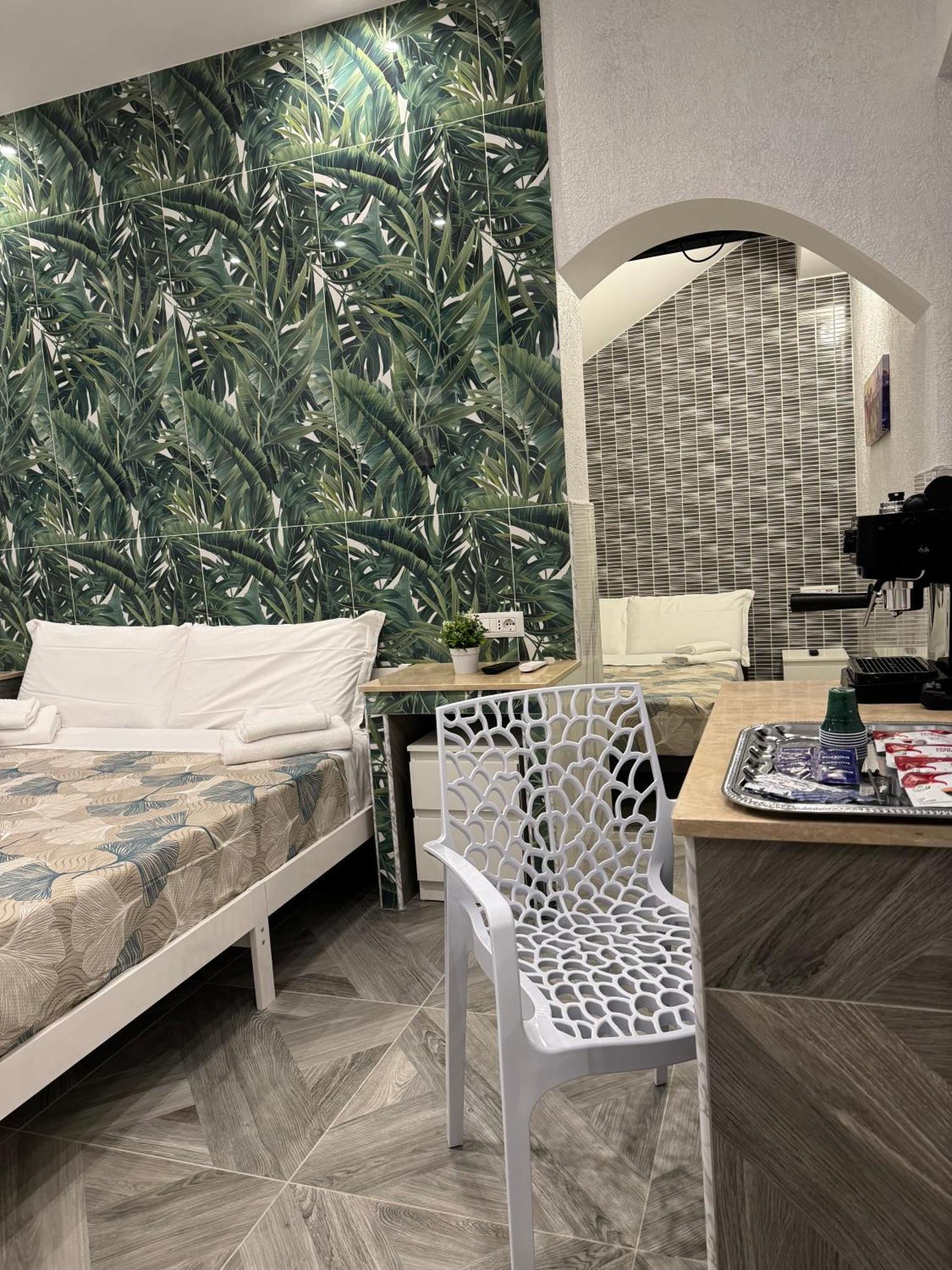 Luxor Eco Casa E Per Vacanze In Centro Piazza Bologna, Colosseo, Piazza Di Spagna, Vaticano, San Pietro, Sapienza, Fontana Di Trevi, Piazza Navona, Trastevere, Tiburtina, Termini, Aeroporto 2*