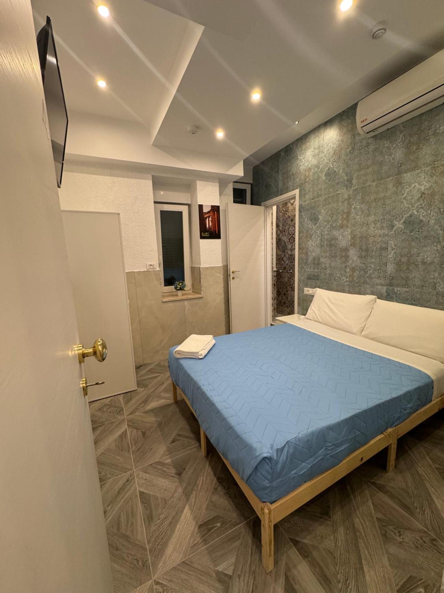 Bed & Breakfast Luxor Eco Casa E Per Vacanze In Centro Piazza Bologna, Colosseo, Piazza Di Spagna, Vaticano, San Pietro, Sapienza, Fontana Di Trevi, Piazza Navona, Trastevere, Tiburtina, Termini, Aeroporto 2*