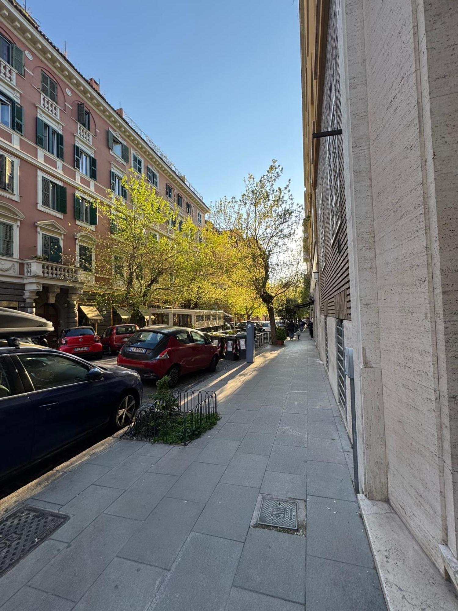 Luxor Eco Casa E Per Vacanze In Centro Piazza Bologna, Colosseo, Piazza Di Spagna, Vaticano, San Pietro, Sapienza, Fontana Di Trevi, Piazza Navona, Trastevere, Tiburtina, Termini, Aeroporto Bed & Breakfast