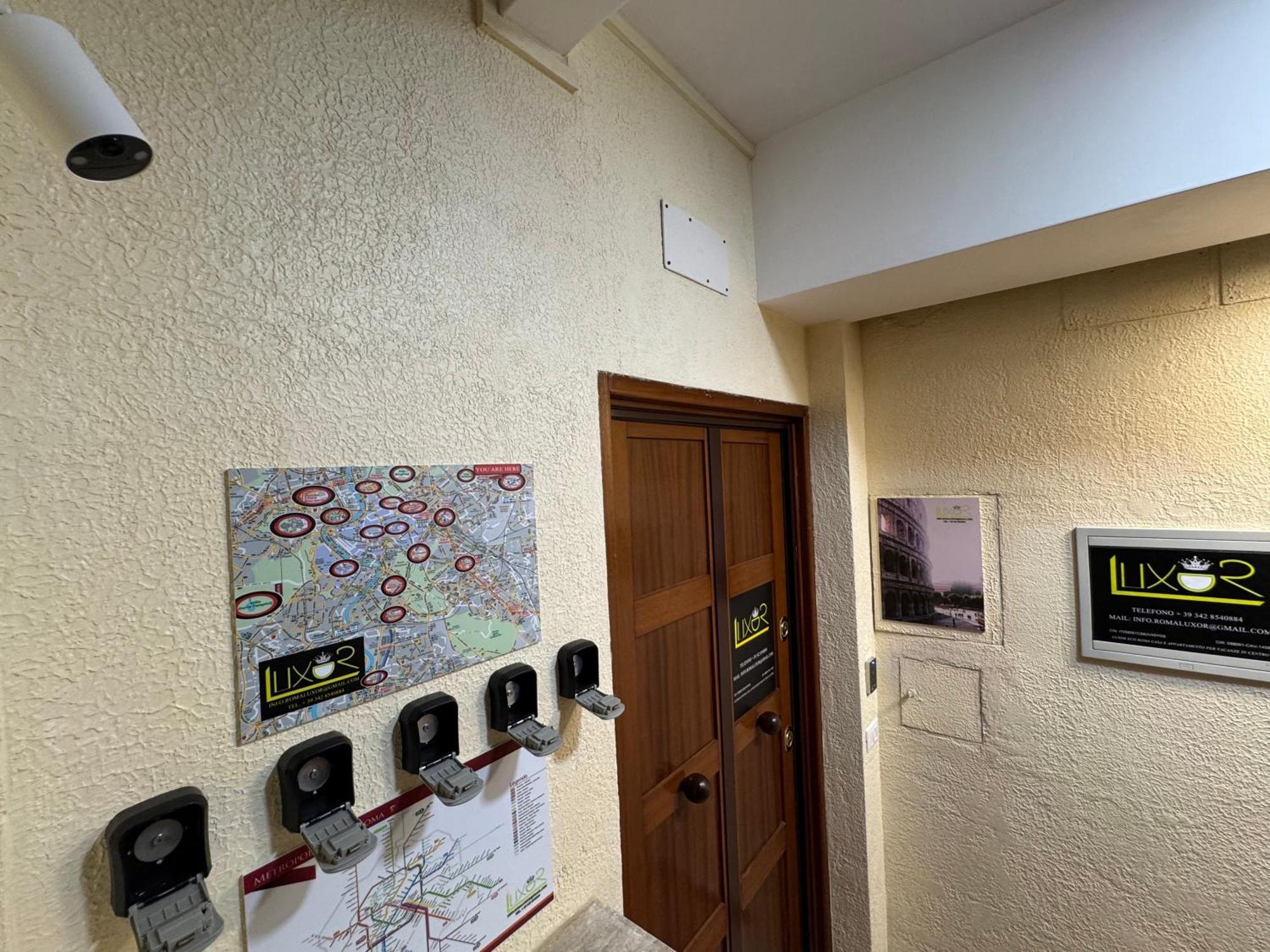 Luxor Eco Casa E Per Vacanze In Centro Piazza Bologna, Colosseo, Piazza Di Spagna, Vaticano, San Pietro, Sapienza, Fontana Di Trevi, Piazza Navona, Trastevere, Tiburtina, Termini, Aeroporto Bed & Breakfast 2*