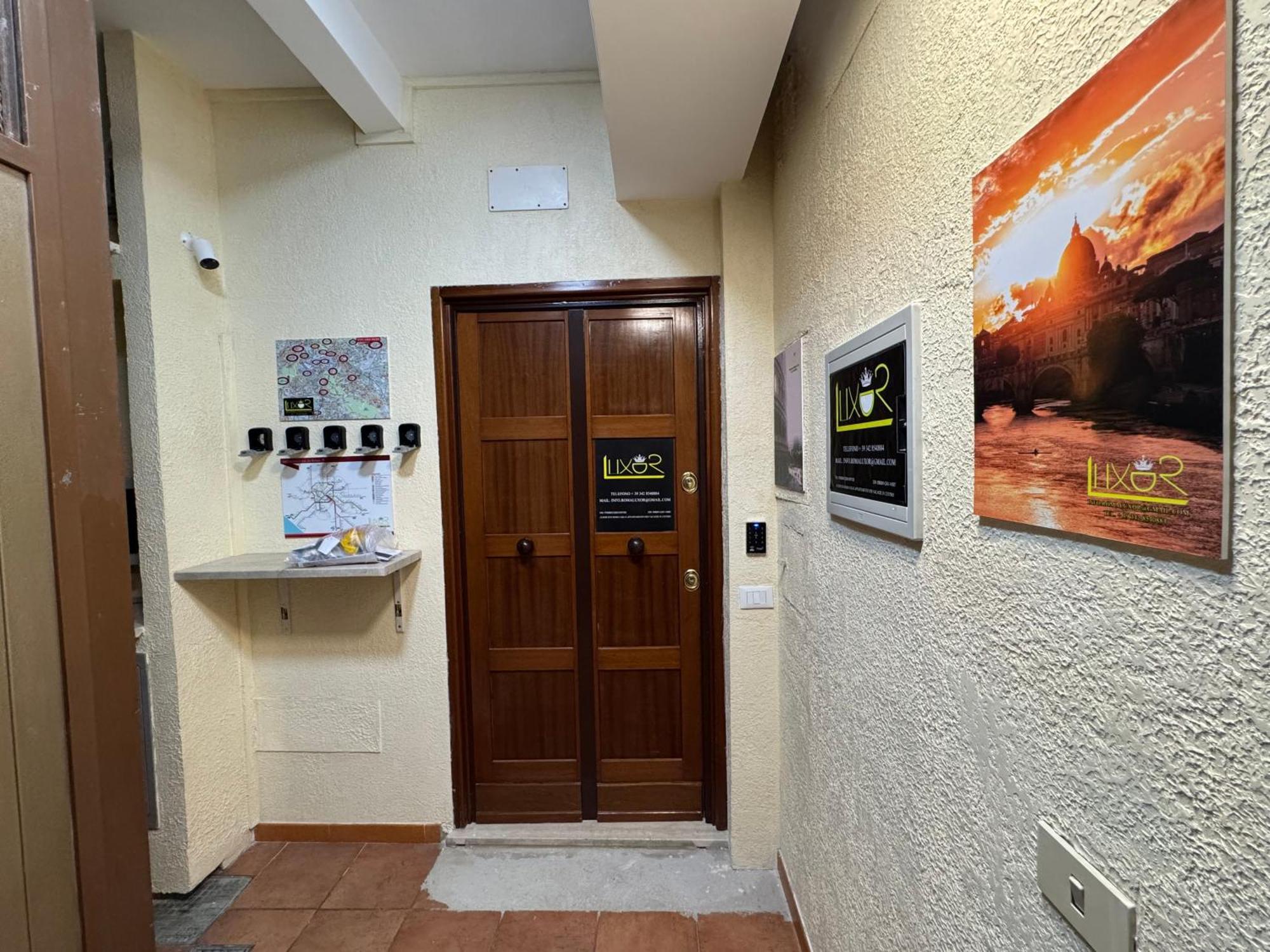 Luxor Eco Casa E Per Vacanze In Centro Piazza Bologna, Colosseo, Piazza Di Spagna, Vaticano, San Pietro, Sapienza, Fontana Di Trevi, Piazza Navona, Trastevere, Tiburtina, Termini, Aeroporto 2*