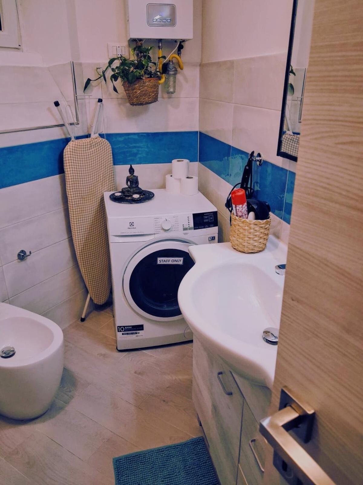 Apartment Lovers' Nest - Rom