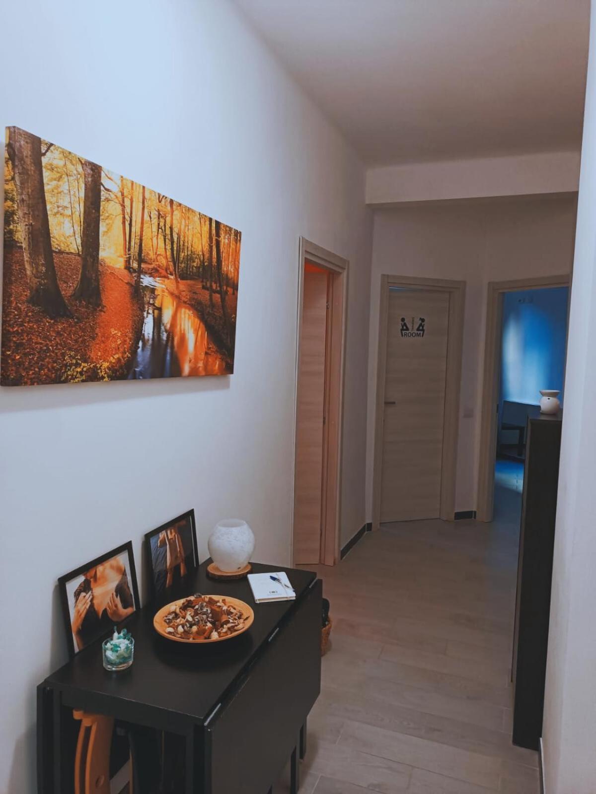 Lovers' Nest -