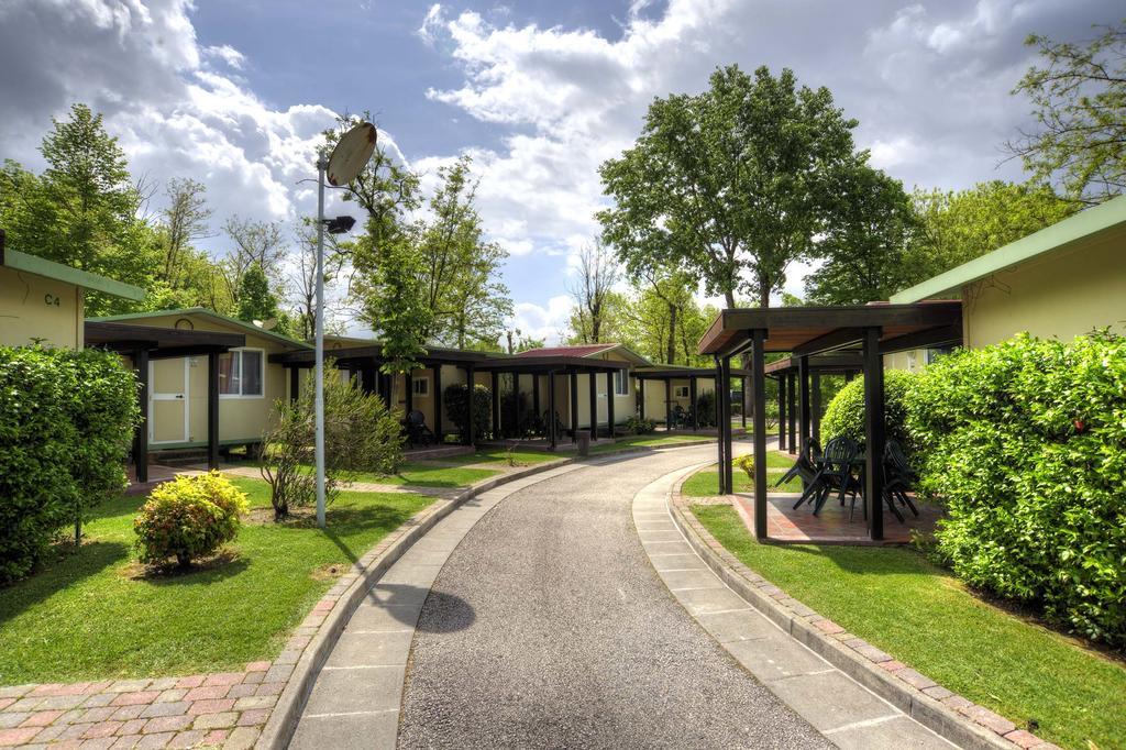 Flaminio Village Park Parque de Campismo 4*
