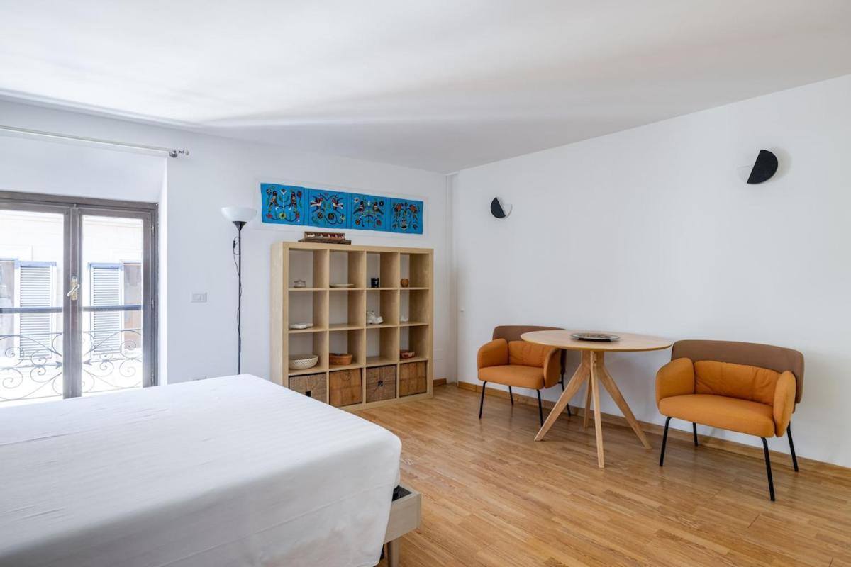 Apartamento Romantic Refuge In Piazza Navona
