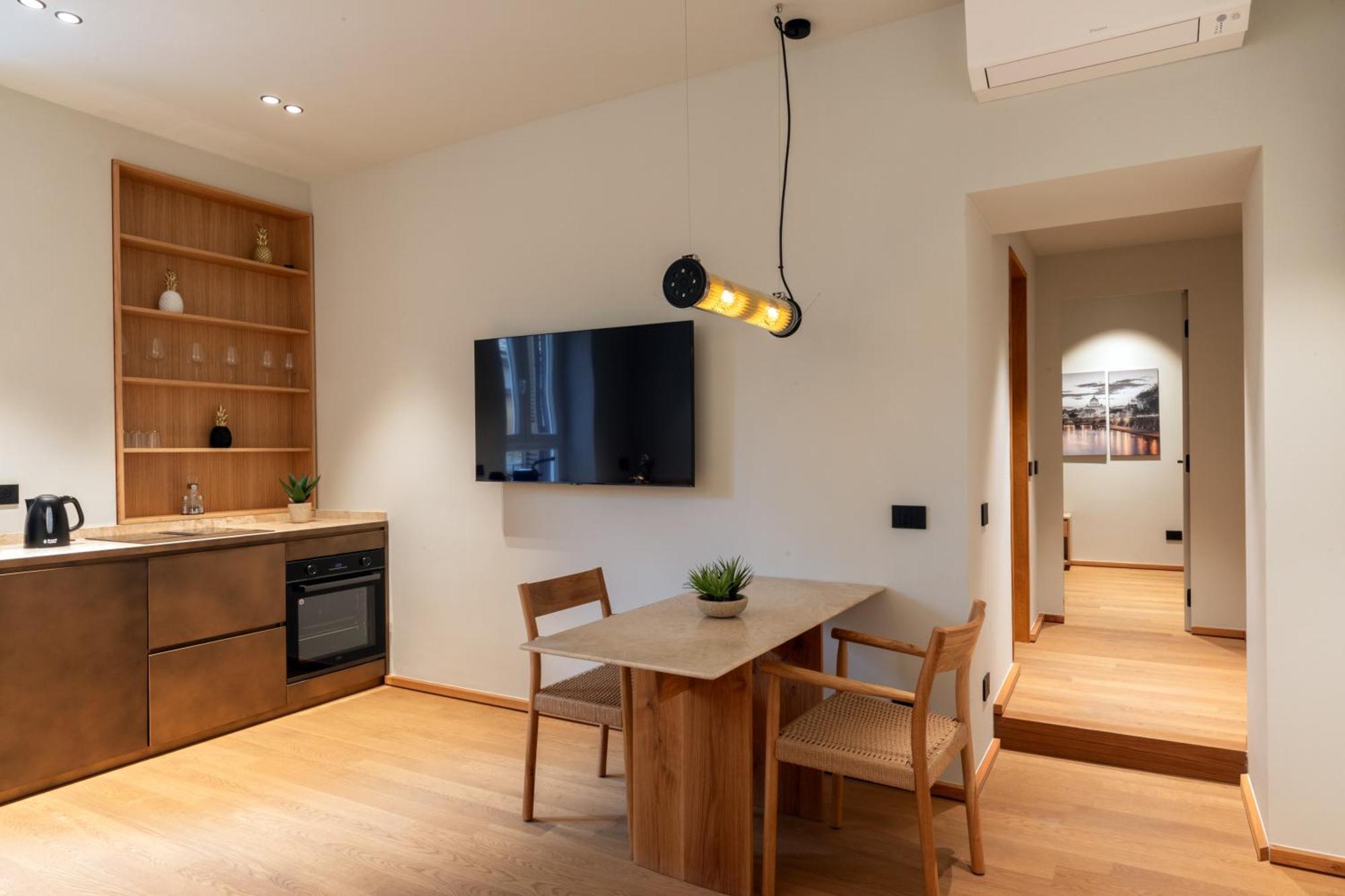 Condotti Boutique Hotel 4*