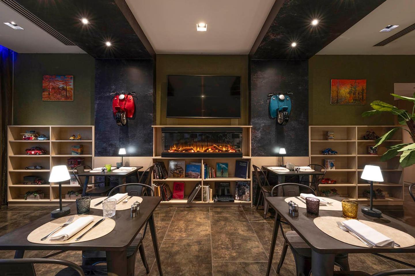 H10 Hotel Roma