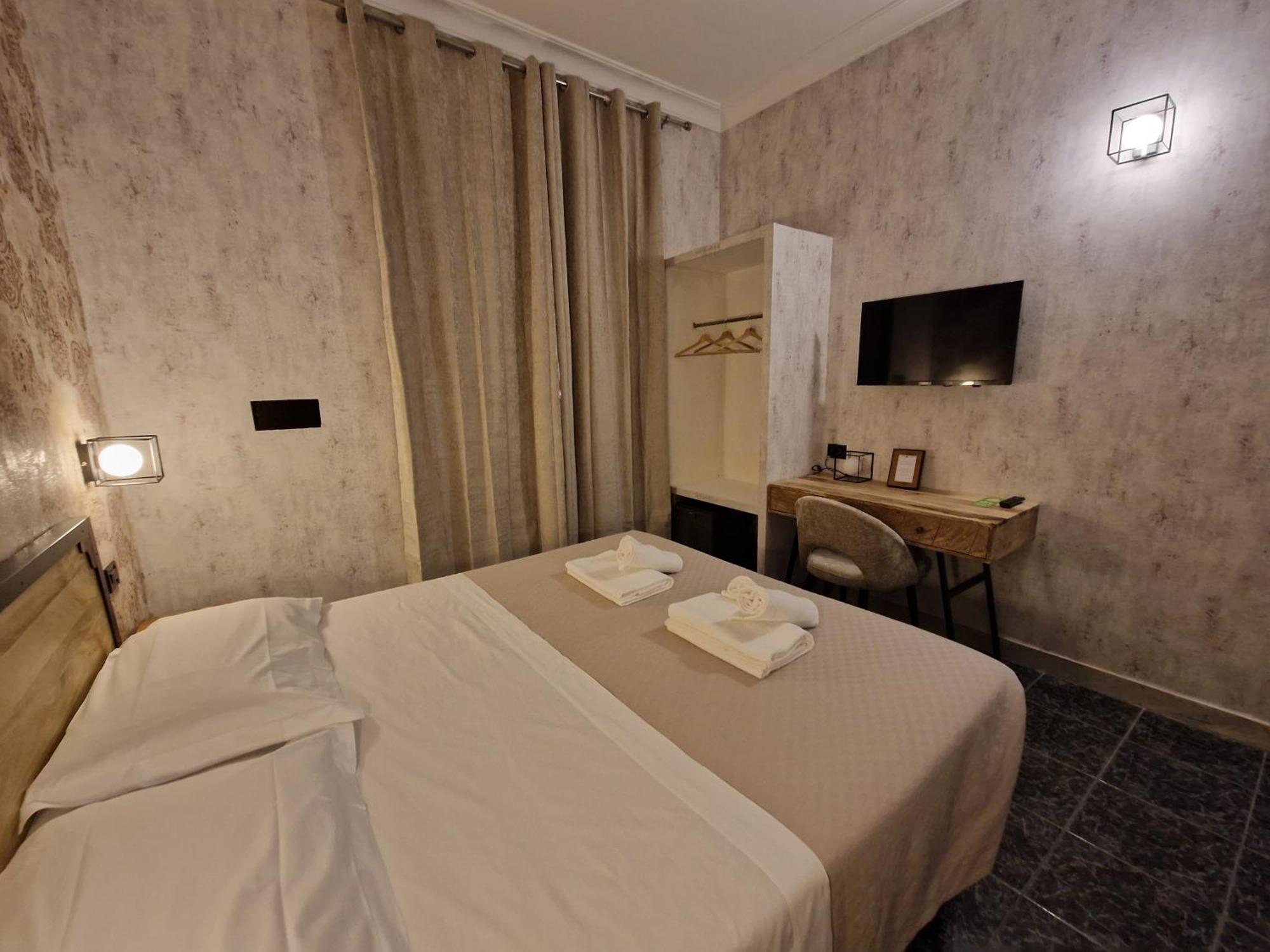 Hotel Agorà 3*