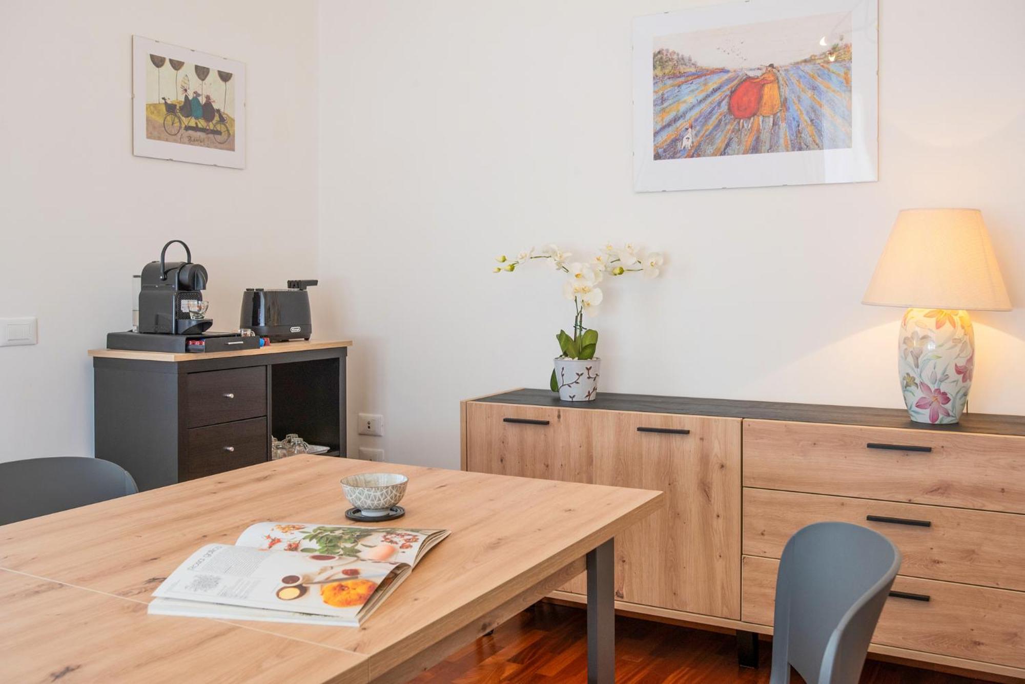 Carpegna Park By Cornelia Subway Apartment