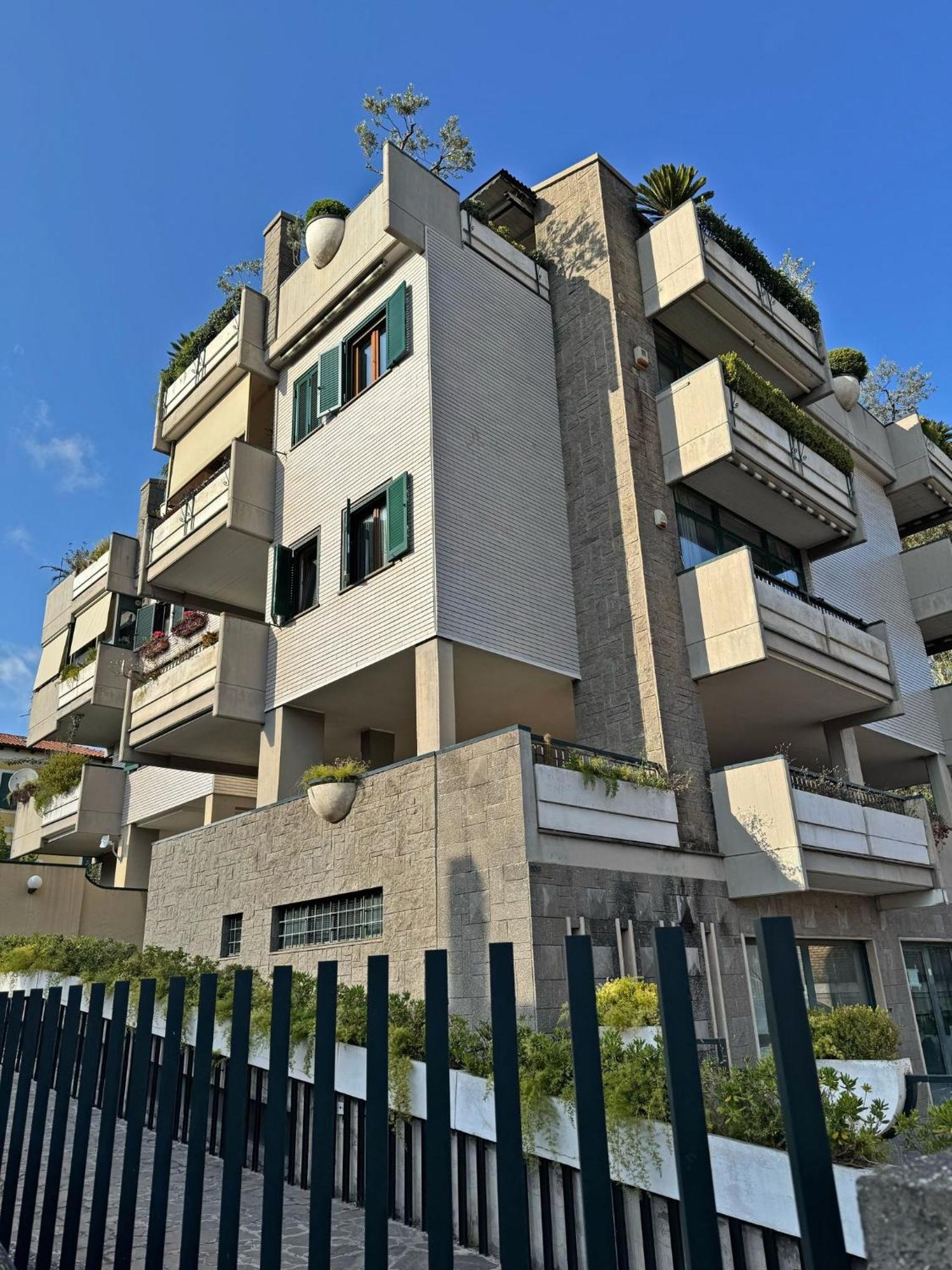 La Casa Del Tomo *