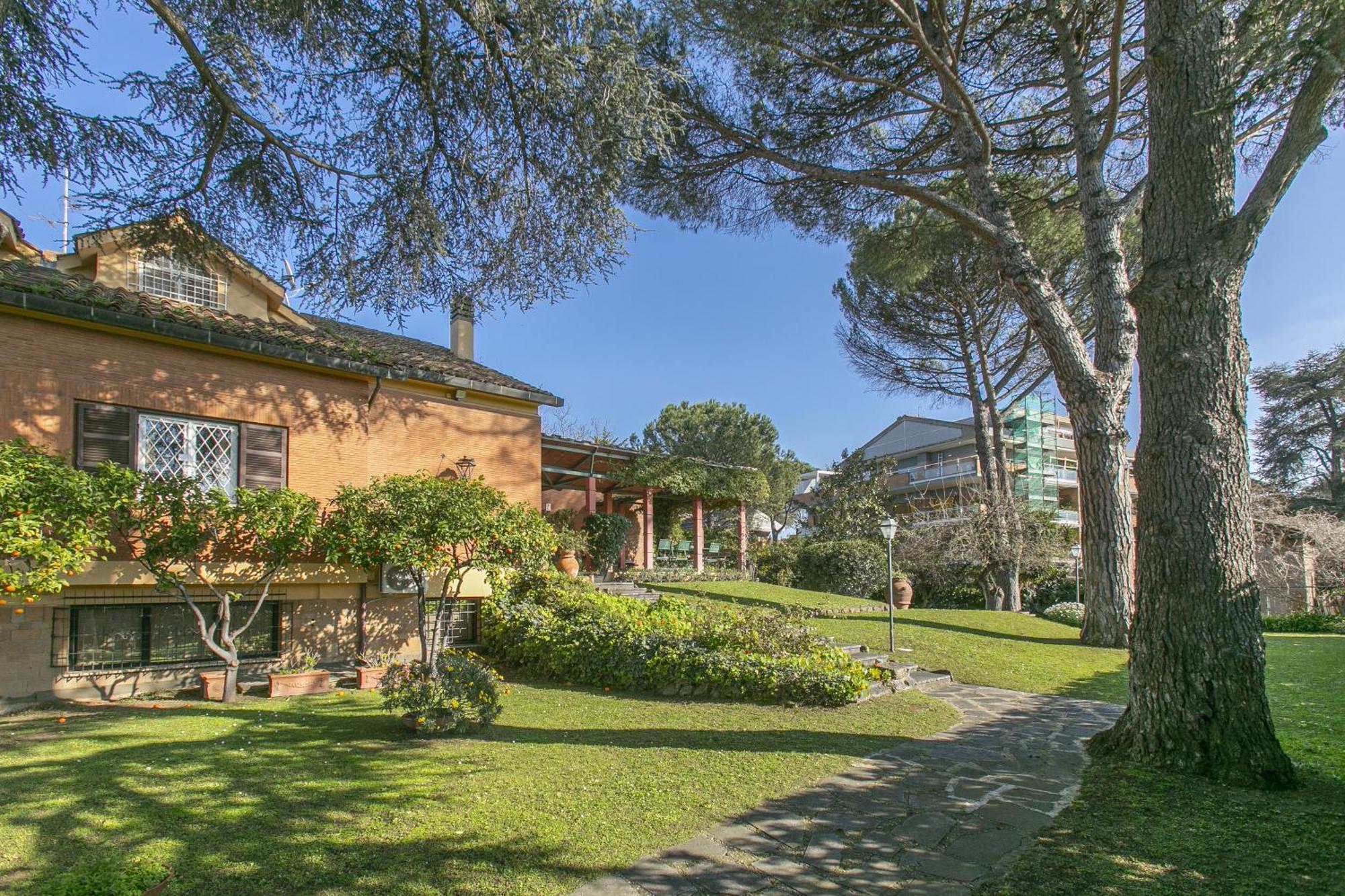 Garden Hill * Roma