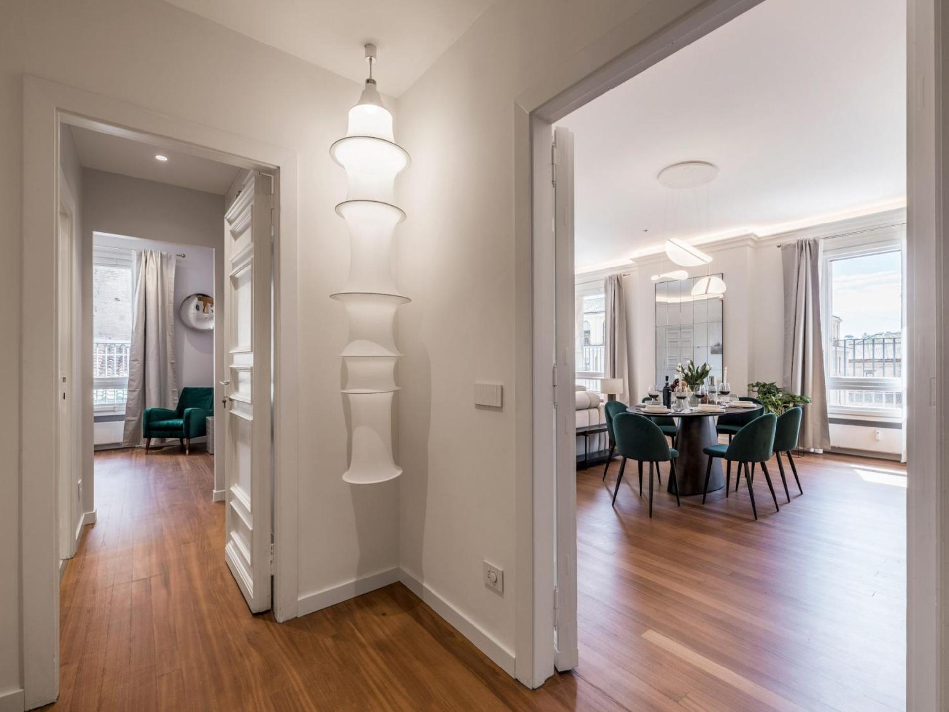 The Rent - Prestigious Multi-bedroom Overlooking St. Peter's Appartamento Roma