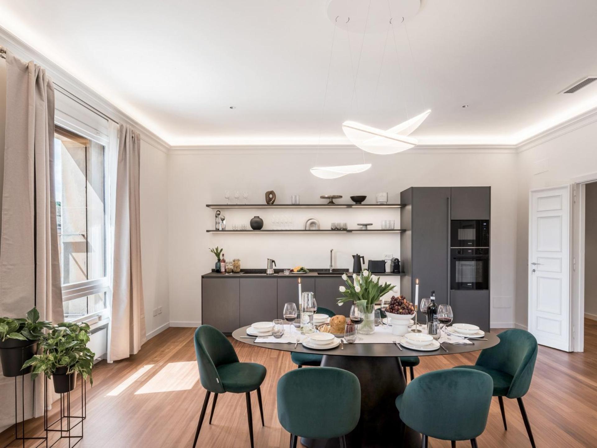 The Rent - Prestigious Multi-bedroom Overlooking St. Peter's Appartamento