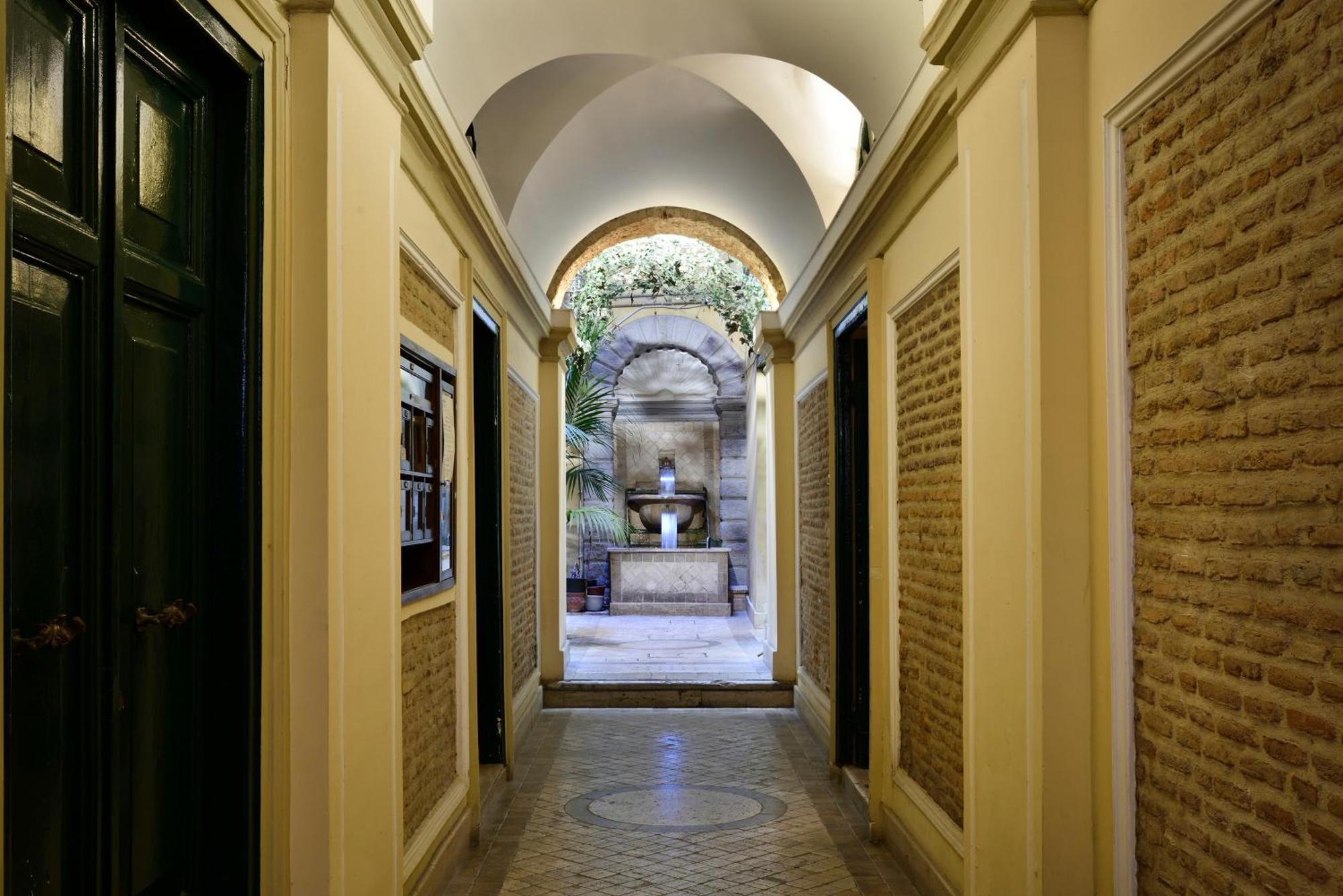 Palazzo Tridente Pensión *