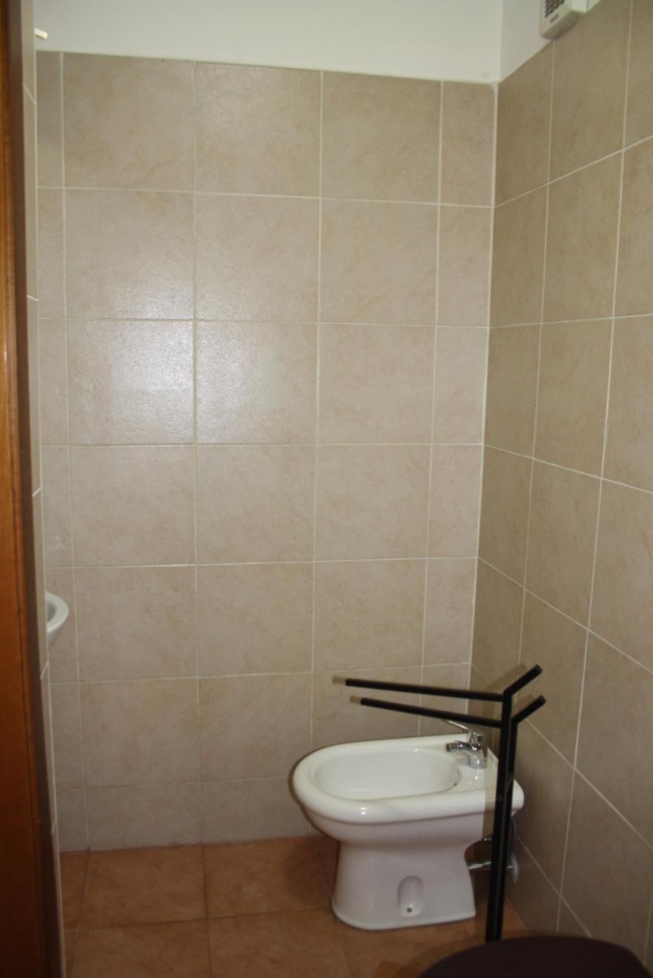 Apiro 11 Roma