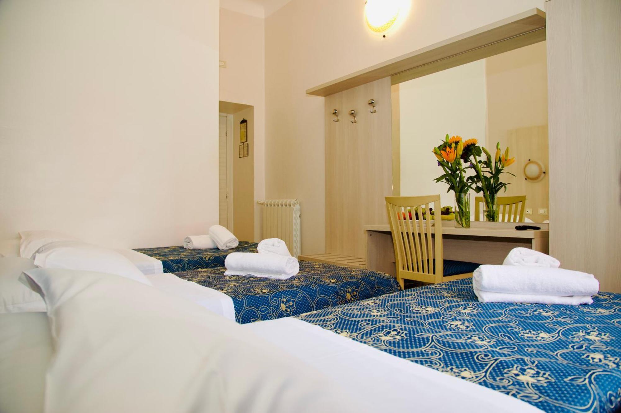 Hotel Marechiaro 2*
