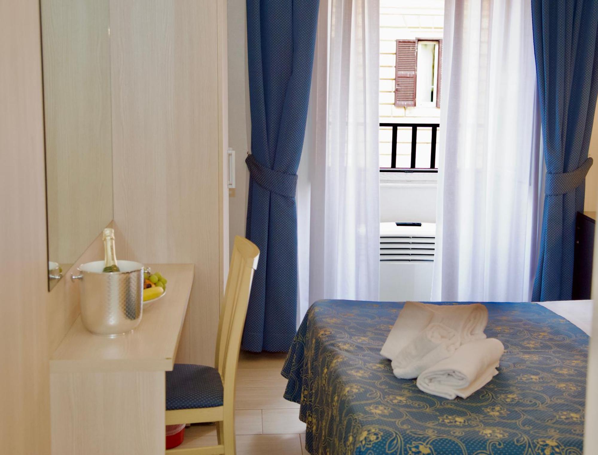 Marechiaro 2* Roma