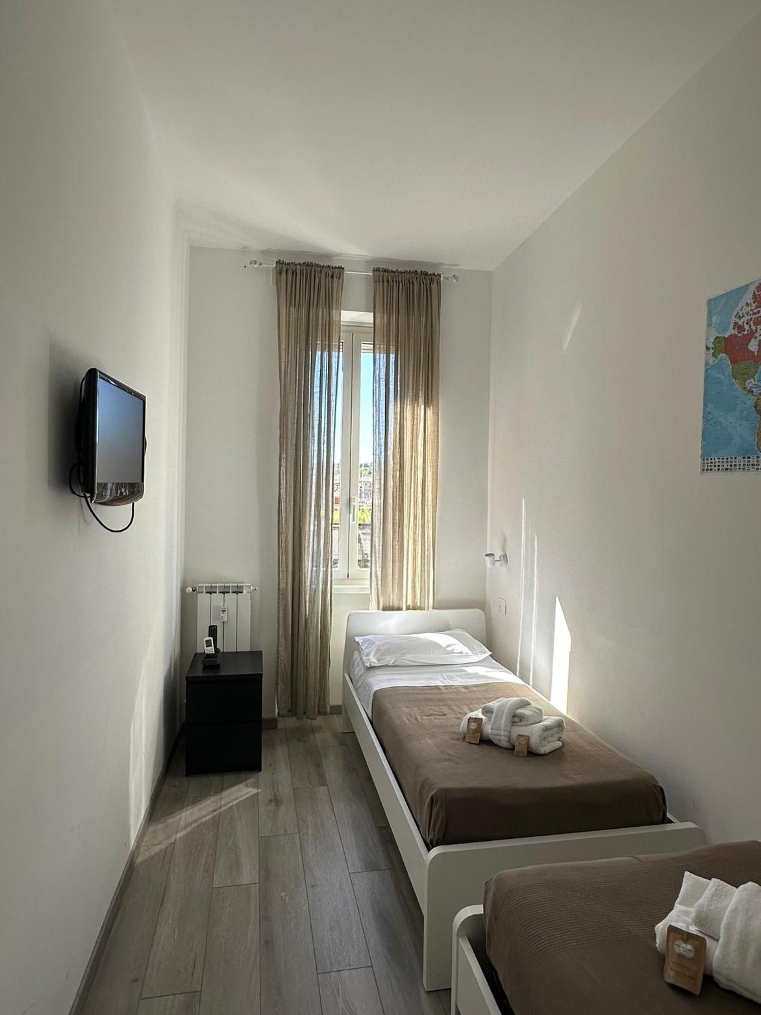 Apartment Caracciolo33