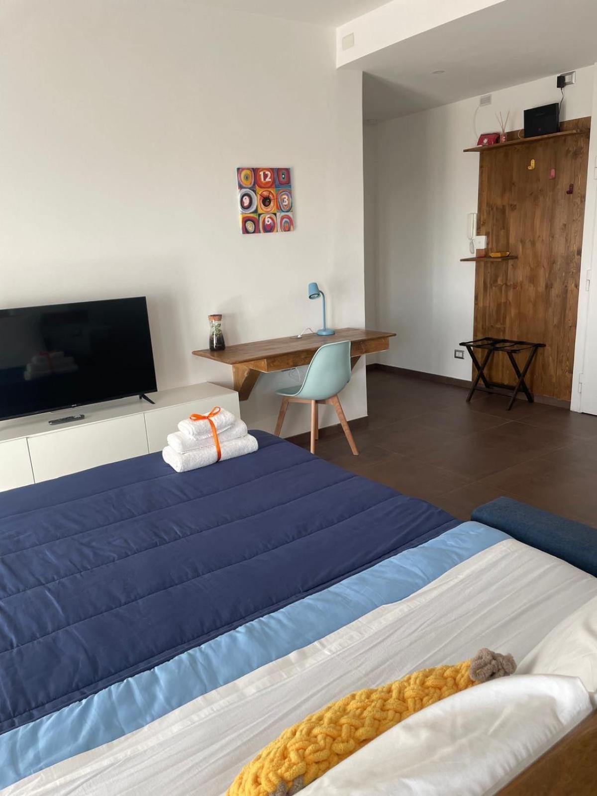 Leilighet Stepahouse Zona San Paolo Elegante Bilocale A 2 Minuti Dalla Metro B