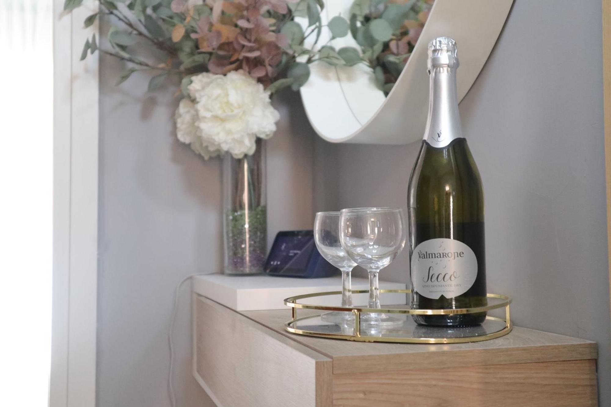 Apartamento Sara's - Modern Near Metro, Perfect For Families And Groups In Roma
