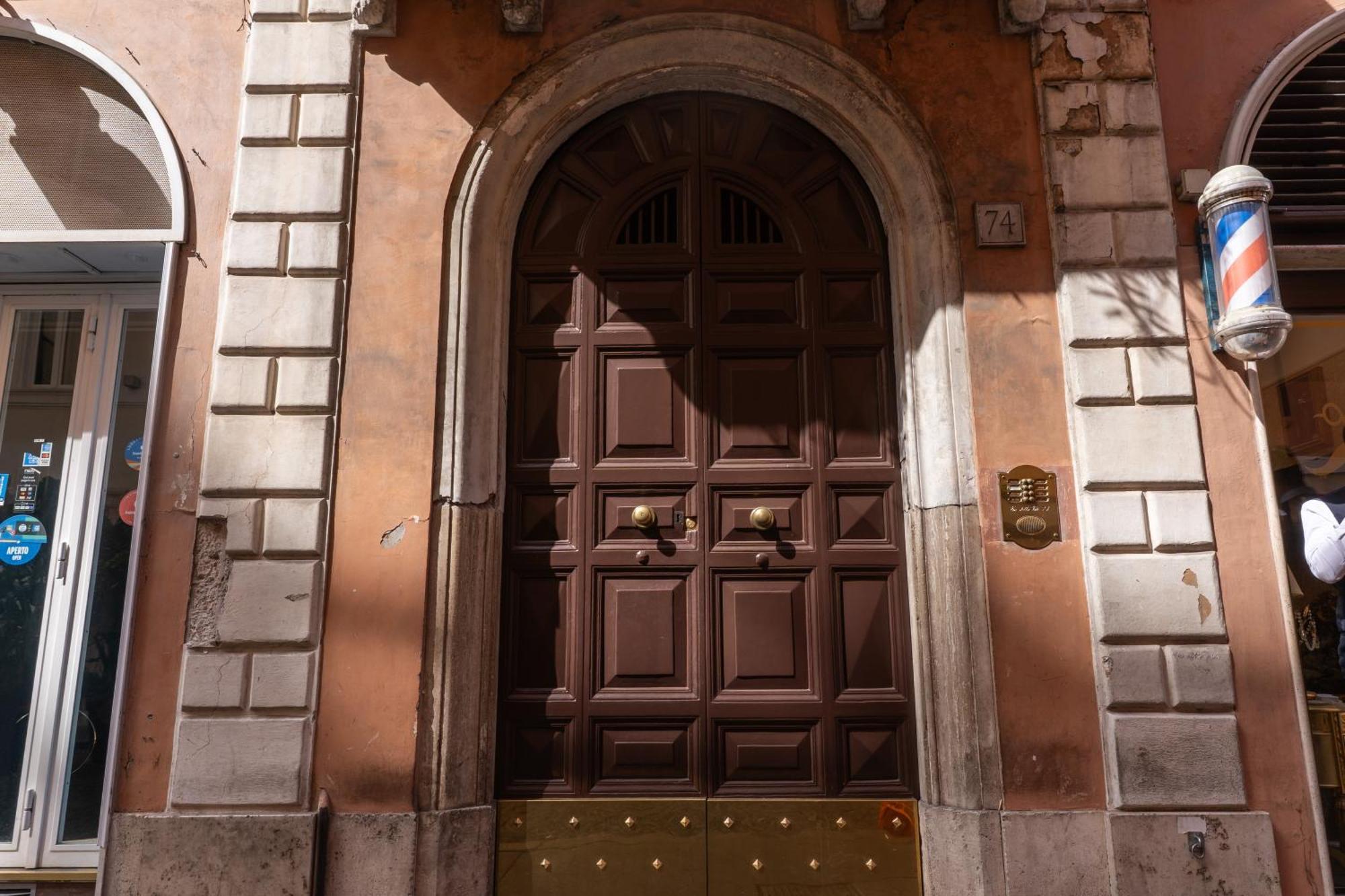 Attic With Terrace Spanish Steps Exclusive Apartamento *