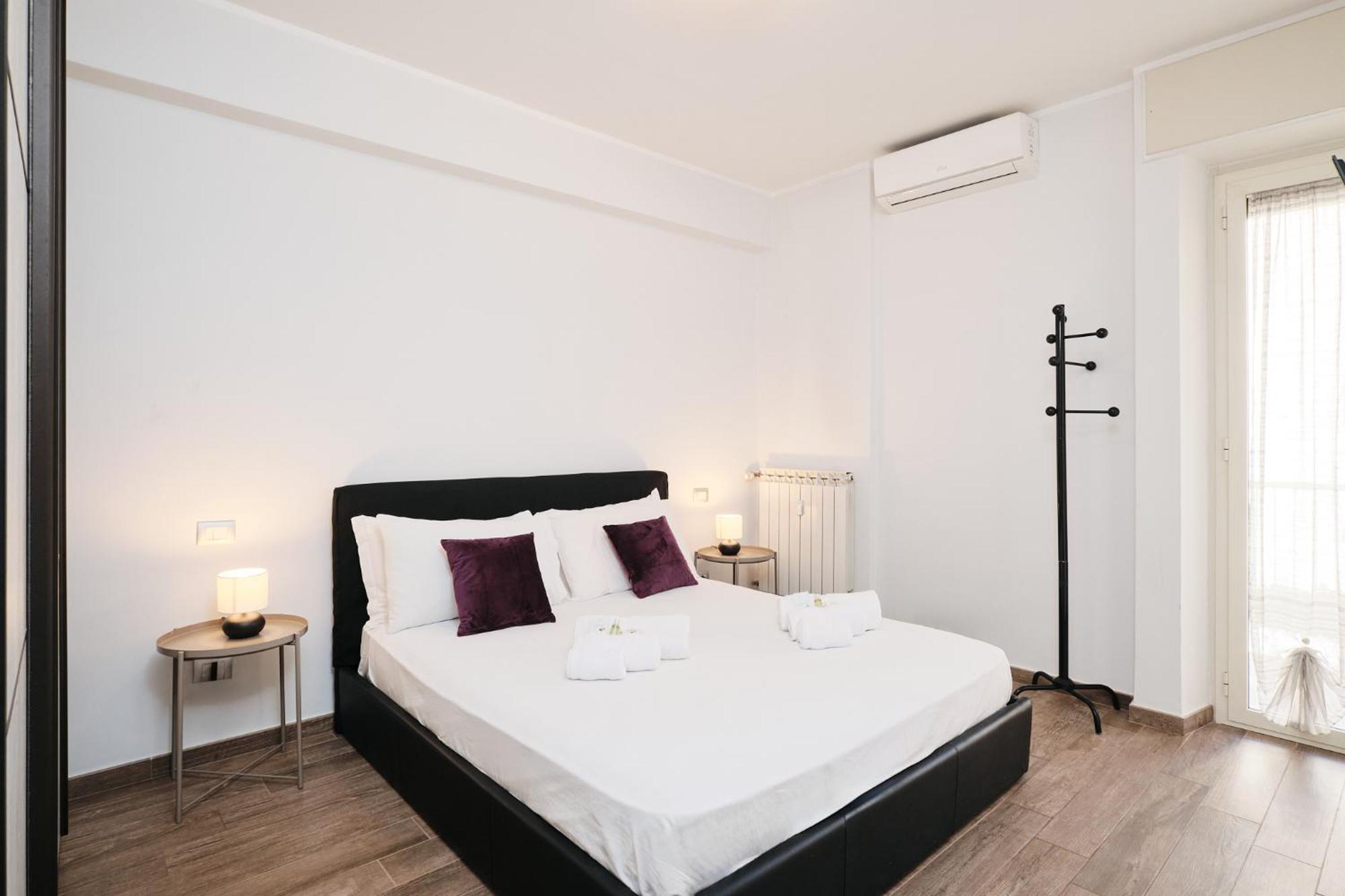 A Few Minutes From The Colosseum - Free Wi-fi & Netflix Appartamento