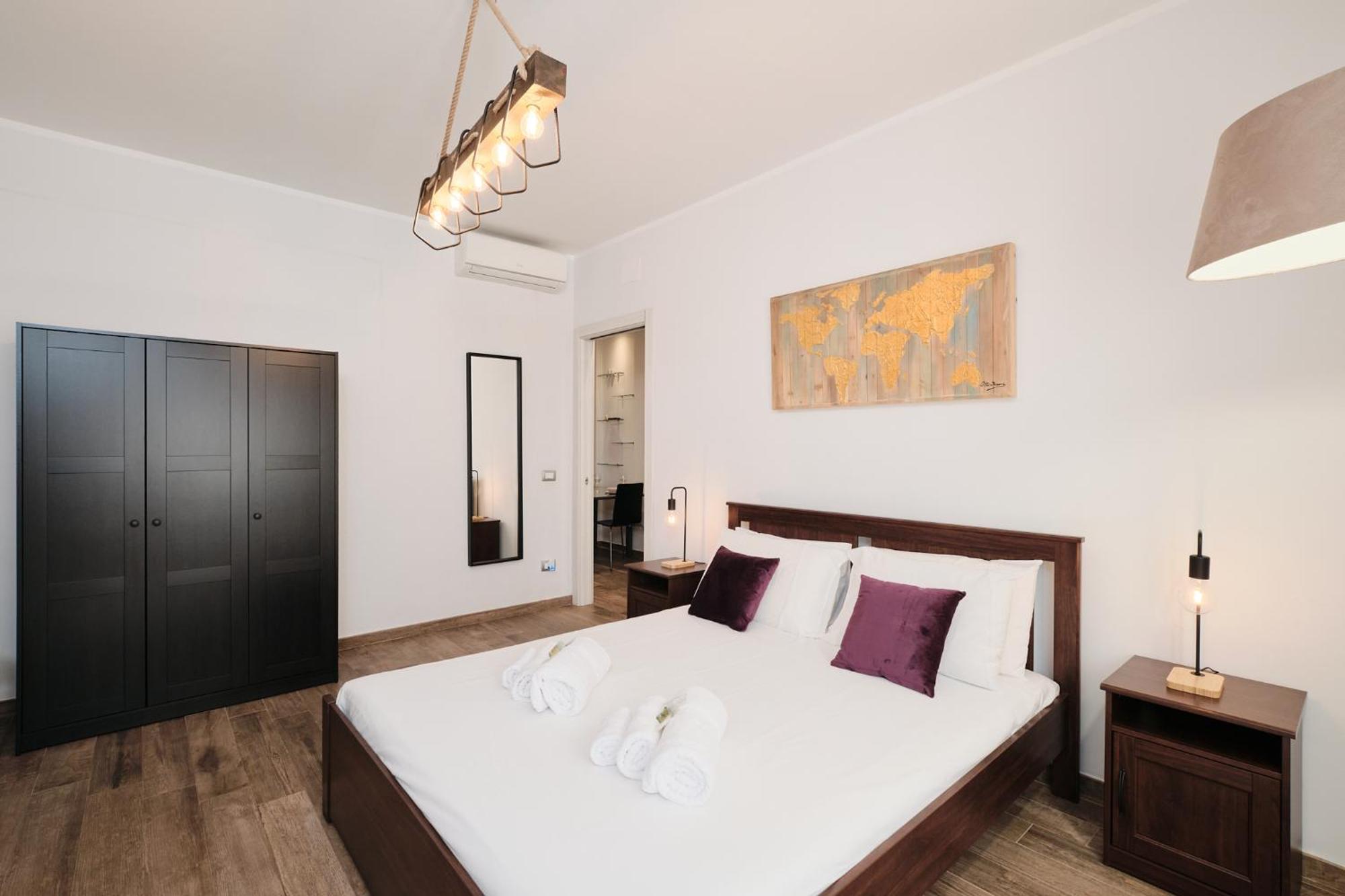 Appartamento A Few Minutes From The Colosseum - Free Wi-fi & Netflix