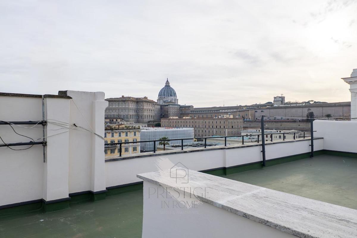 New! Finestra Su San Pietro Roma