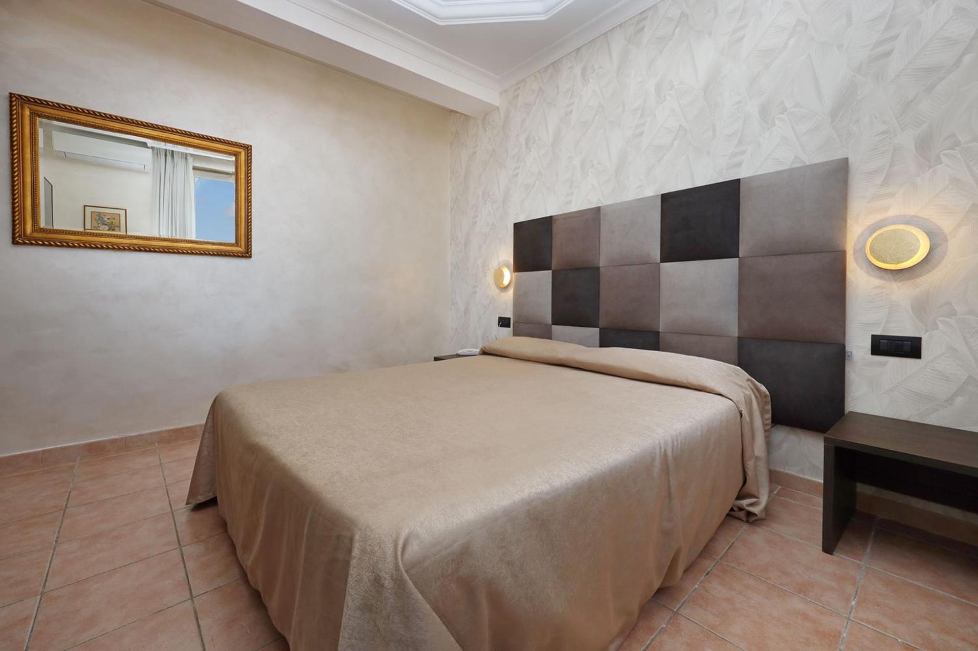 Hotell Rimini 3*