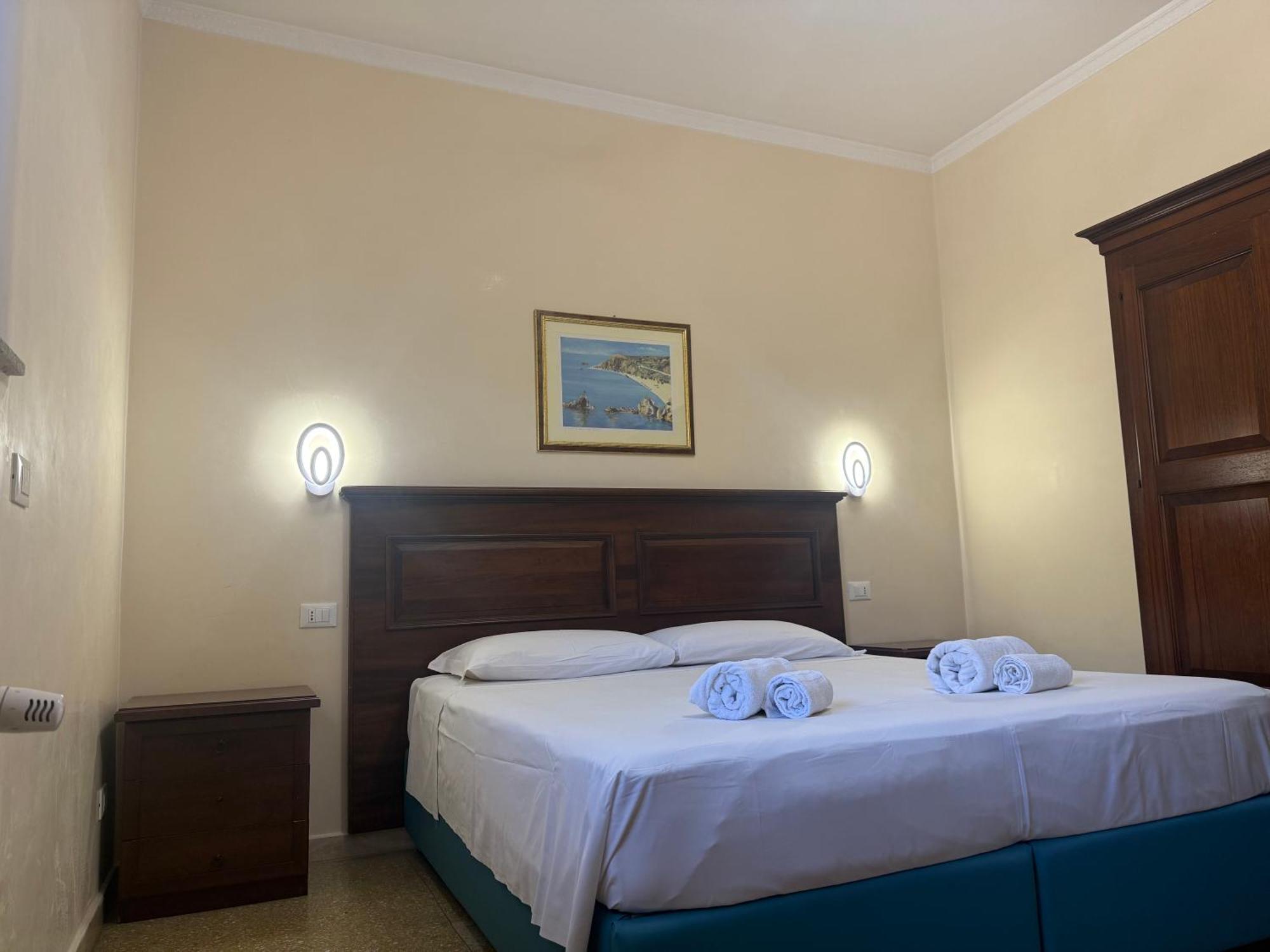 Leilighet Domi 10 Apartment, Stazione Termini, Via Curtatone 12 Roma