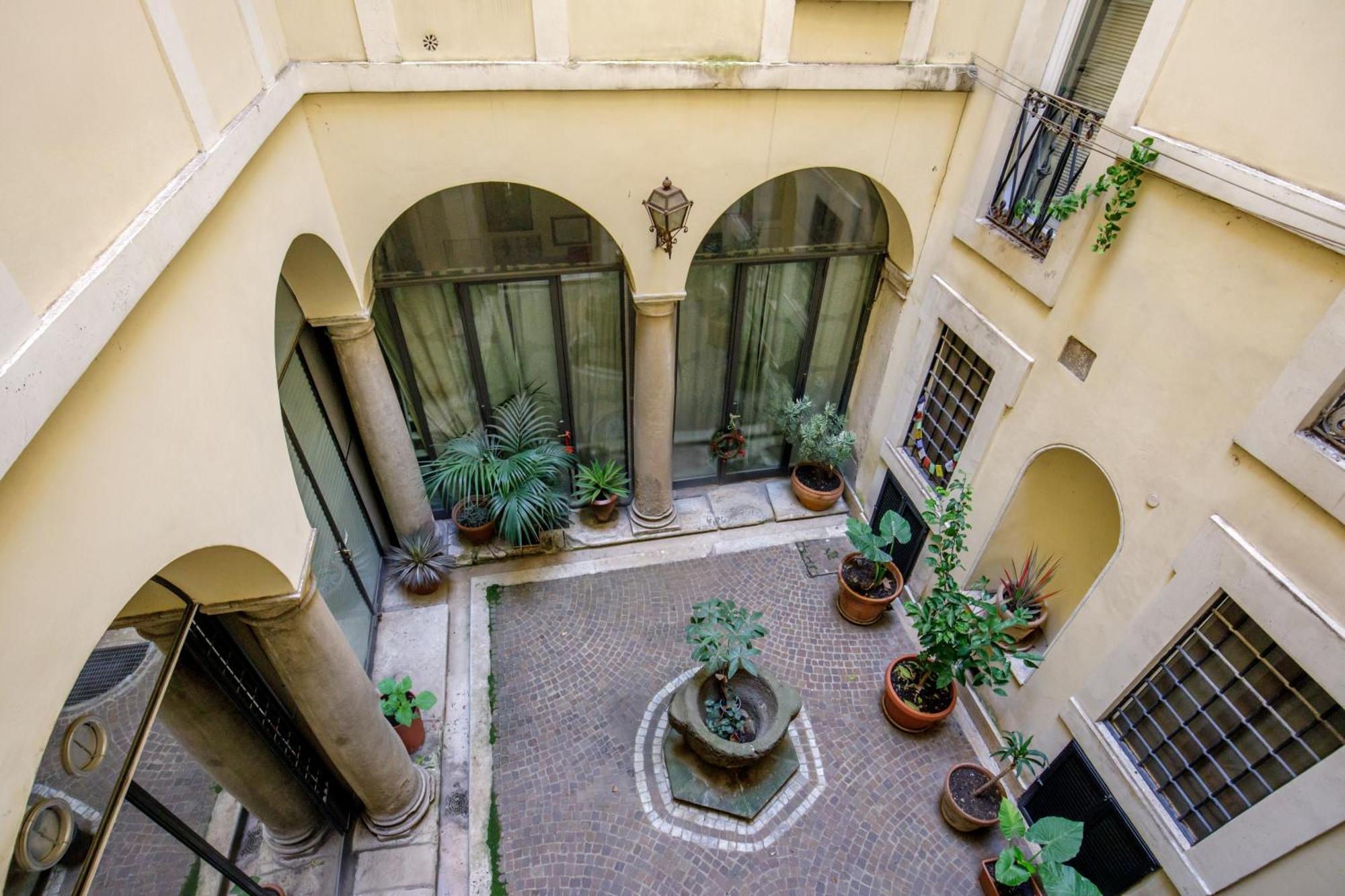 Gasthof Navona Sky Palace