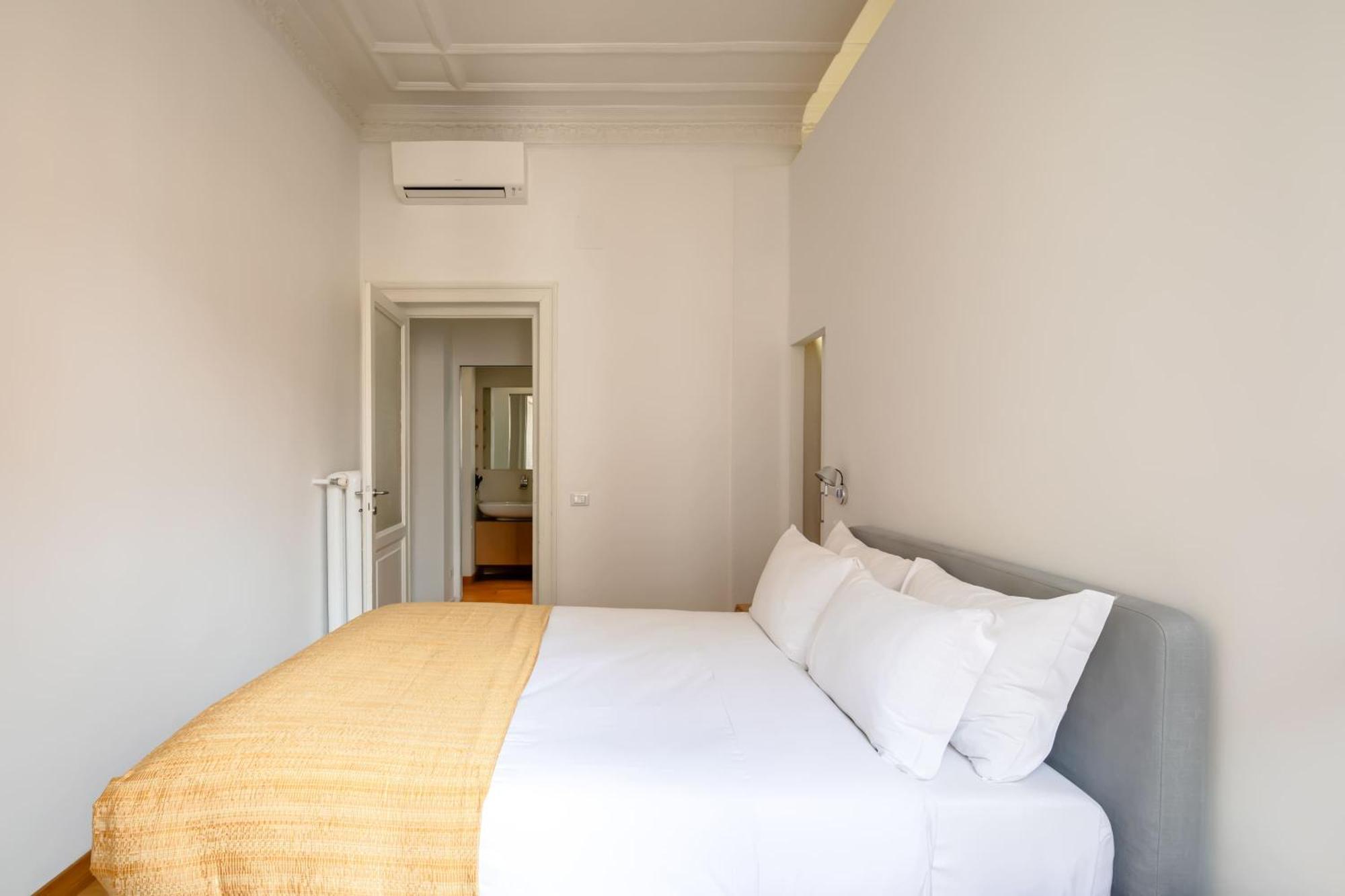 Via G. Ferrari Private Apartamento