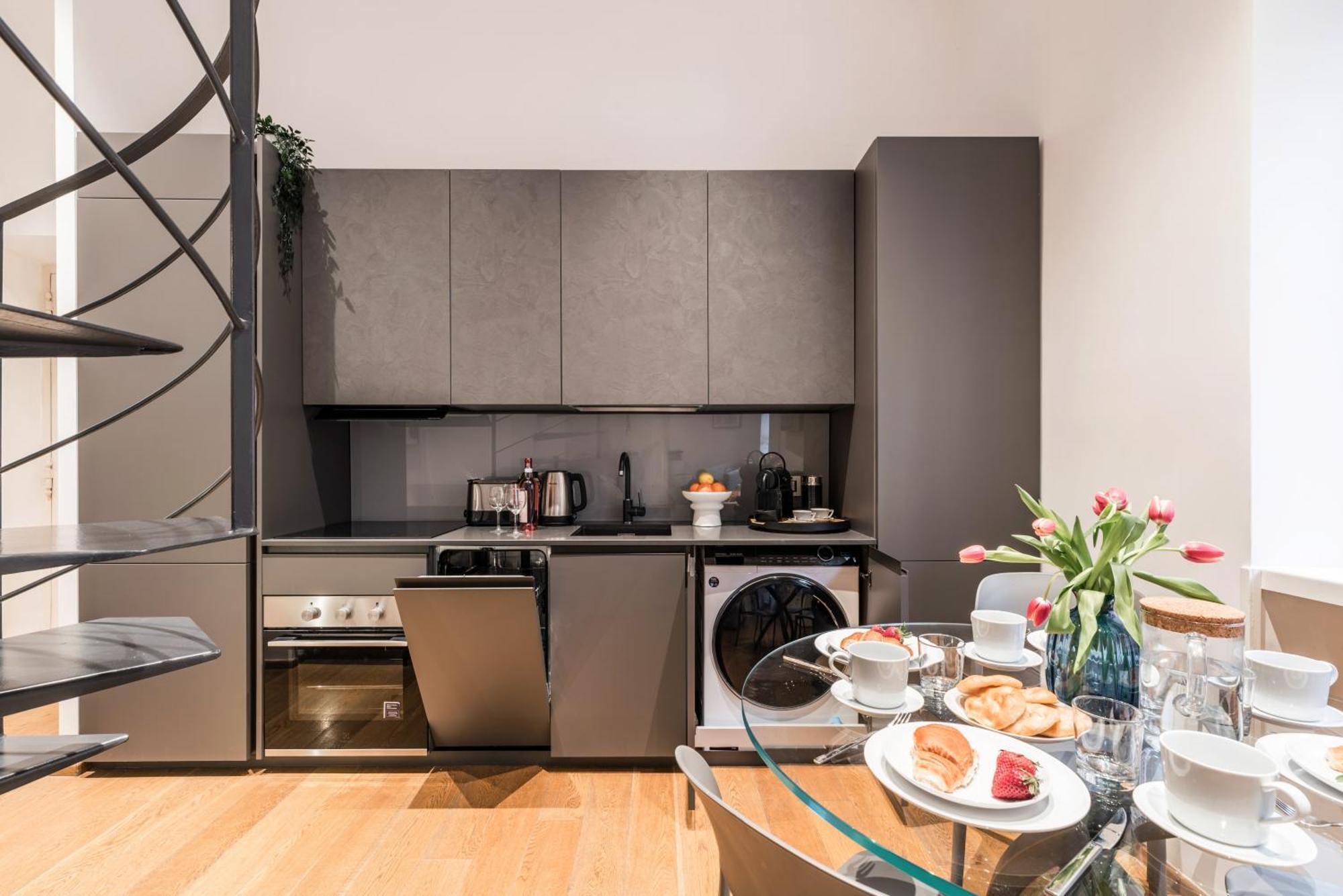 The Rent - One-bedroom Flat In Tritone Area *
