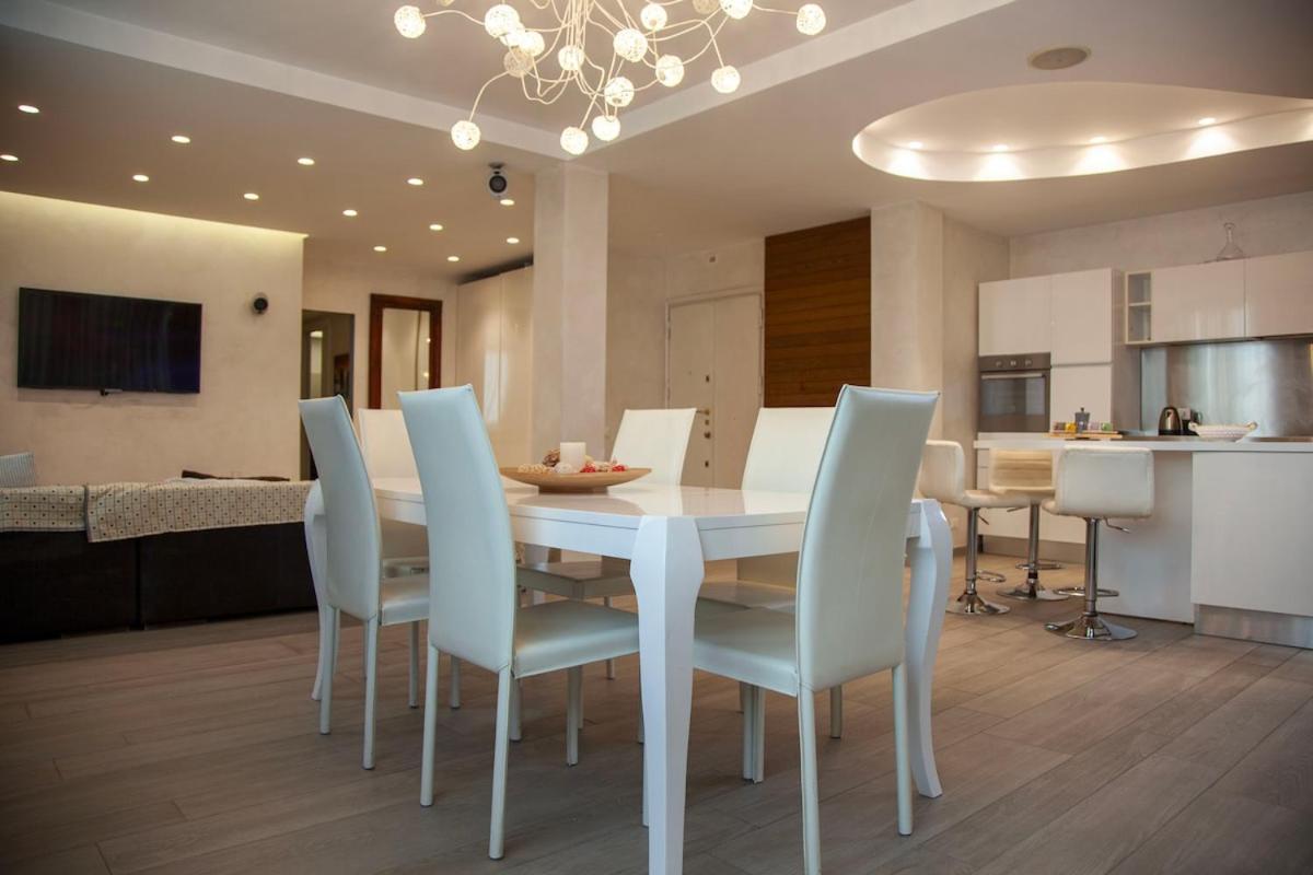 Luxury In Steps From Metro A Cornelia Appartamento *