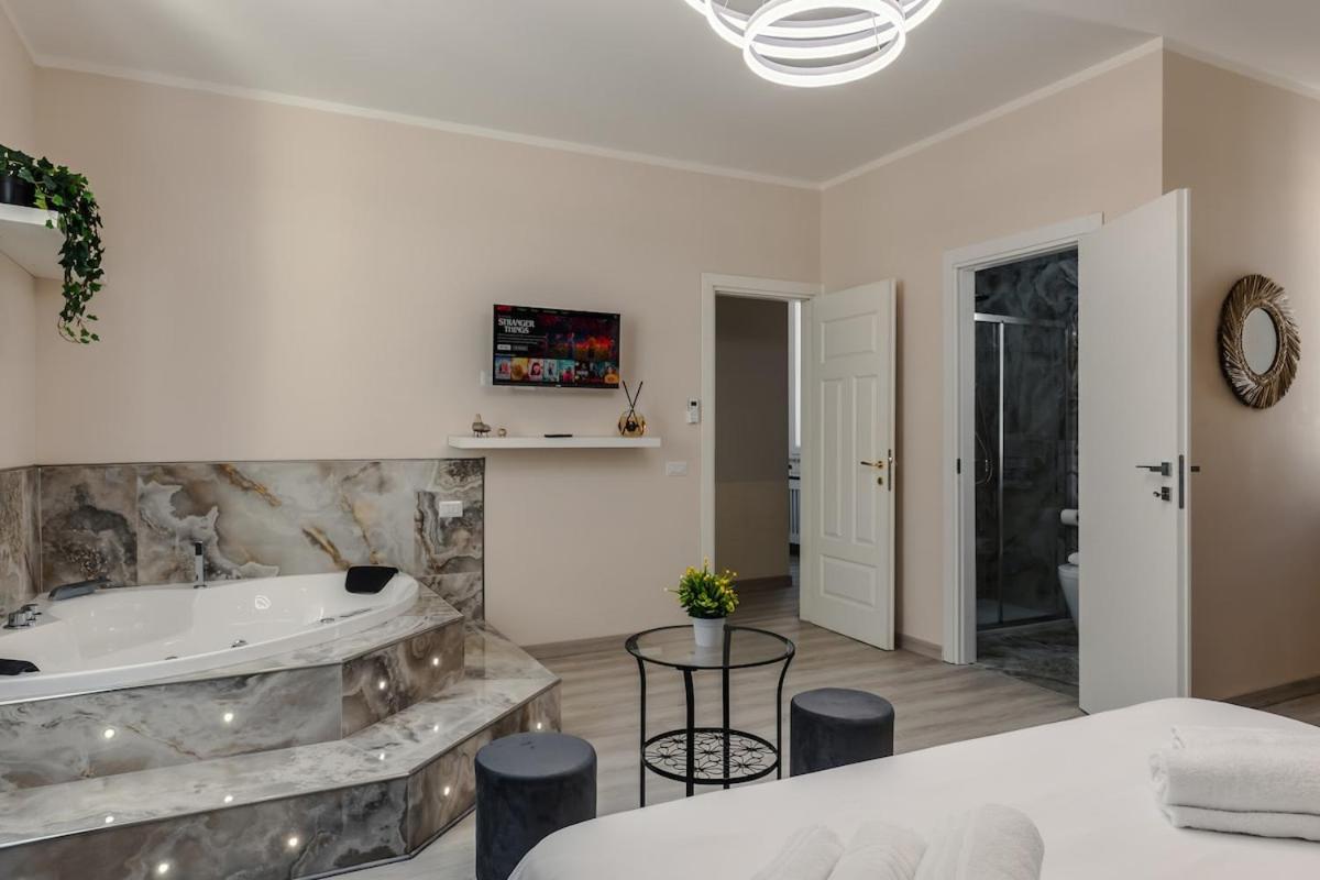 Hadrian's House Apartment *