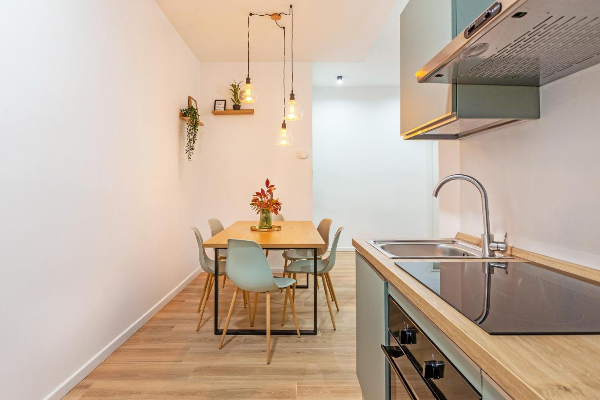 Acomodação com café da manhã  Maison Celeste 2 E 4 *