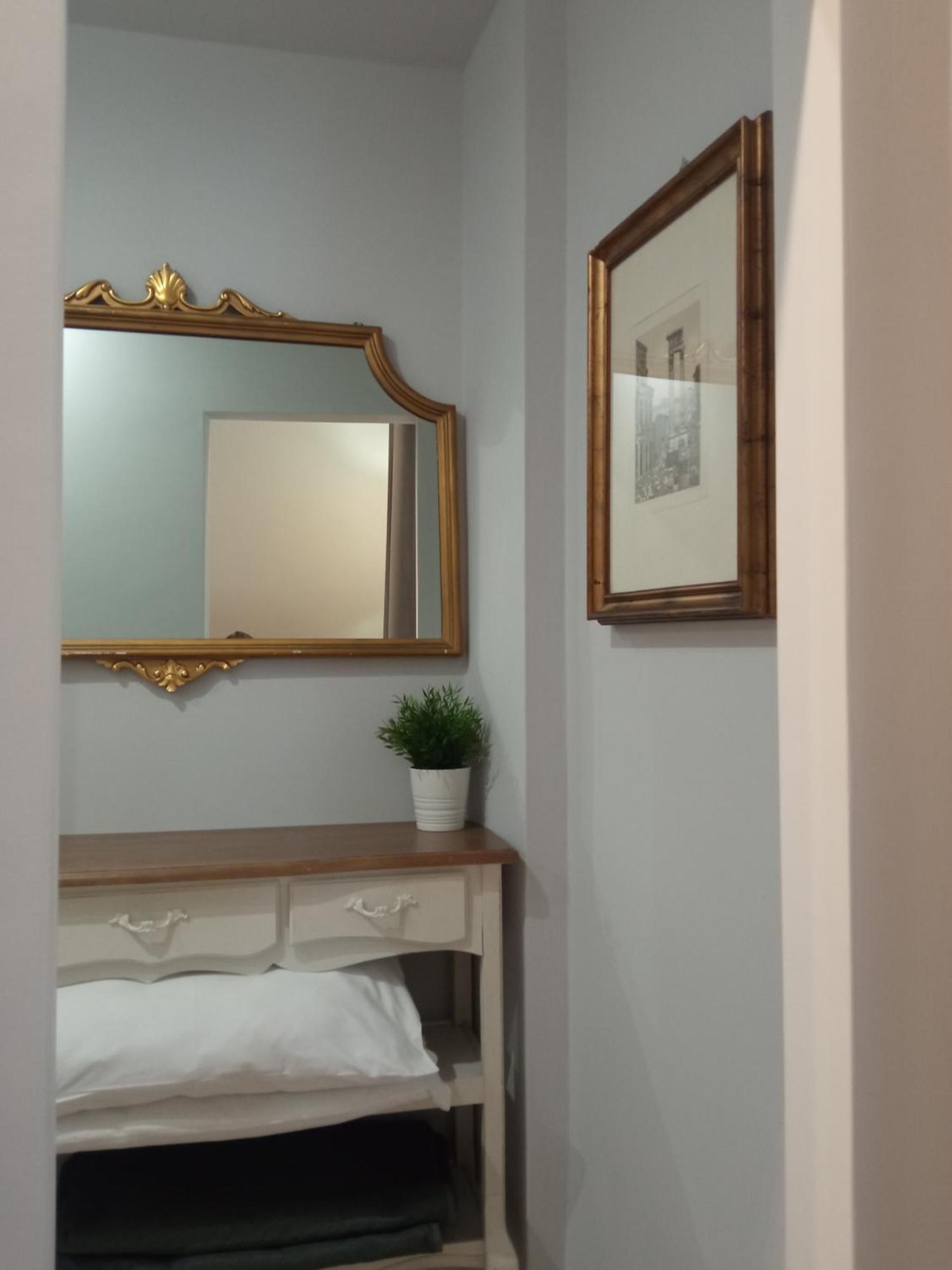 Fontana Di Trevi - Historic Center Apartment Apartment Rome