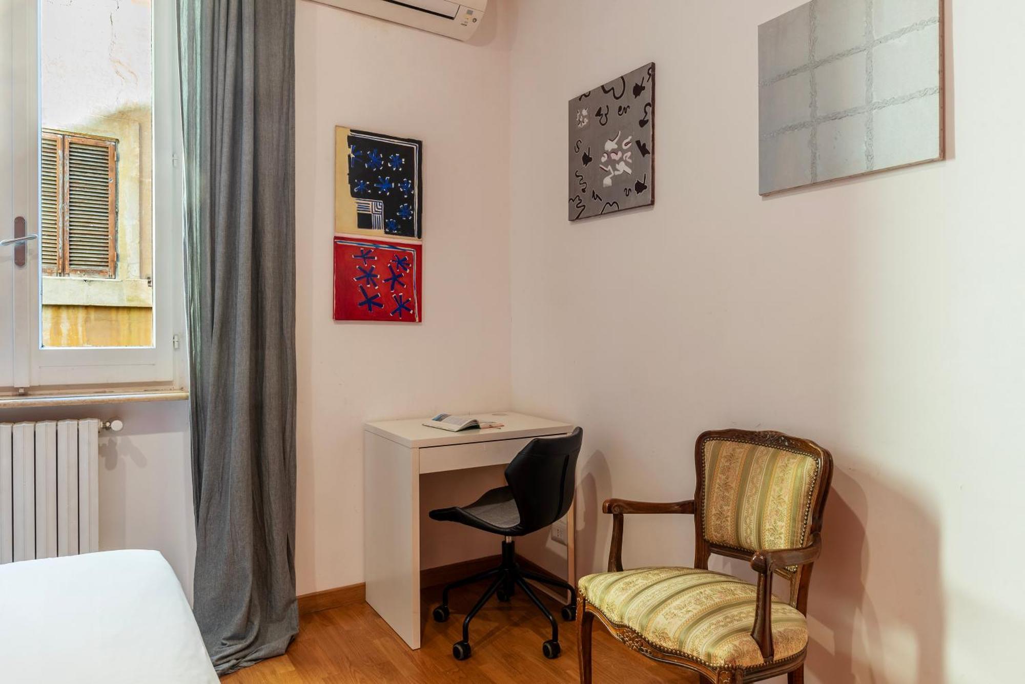 With Terrace Near Piazza Navona - Fromhometorome Apartment