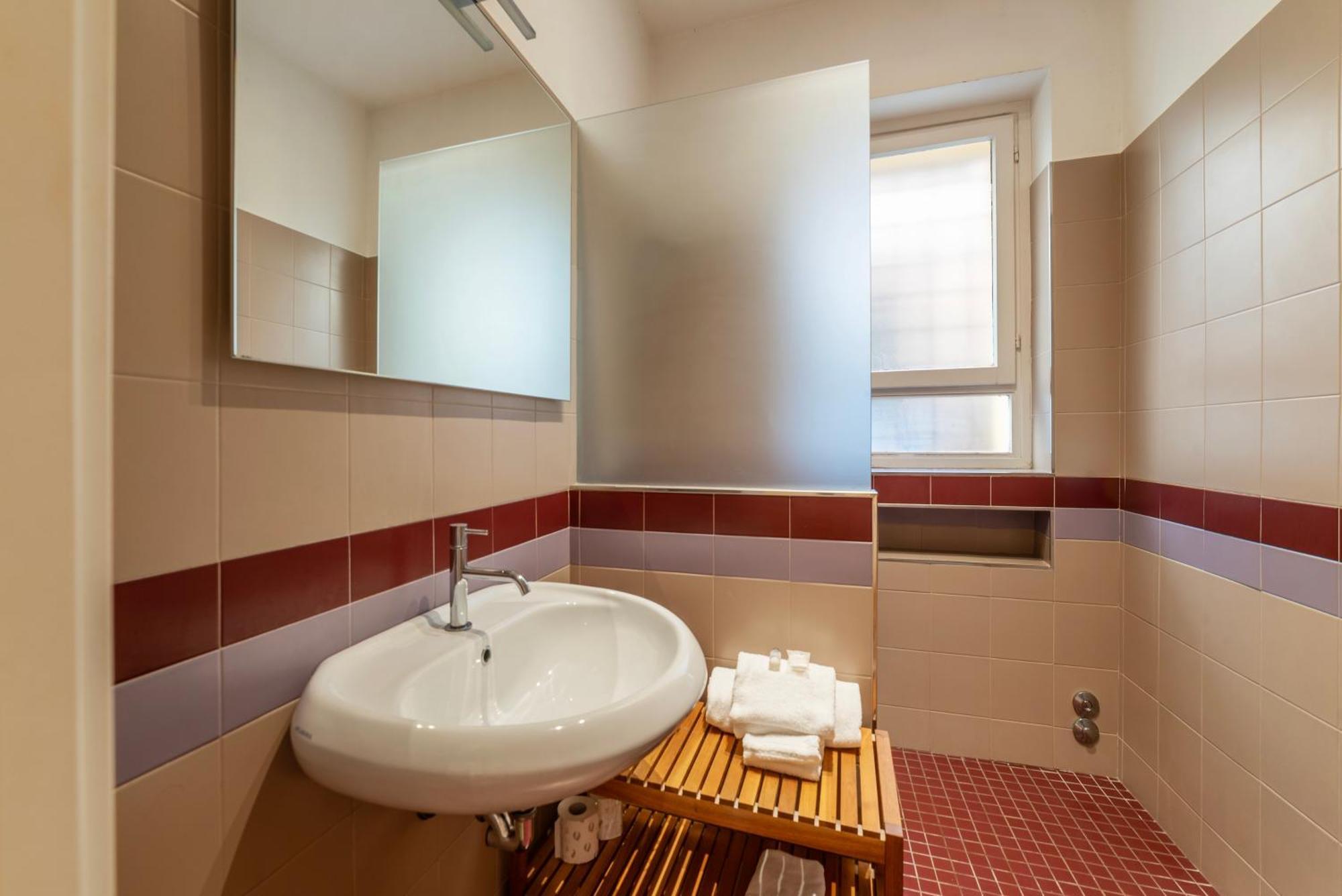 With Terrace Near Piazza Navona - Fromhometorome Apartment