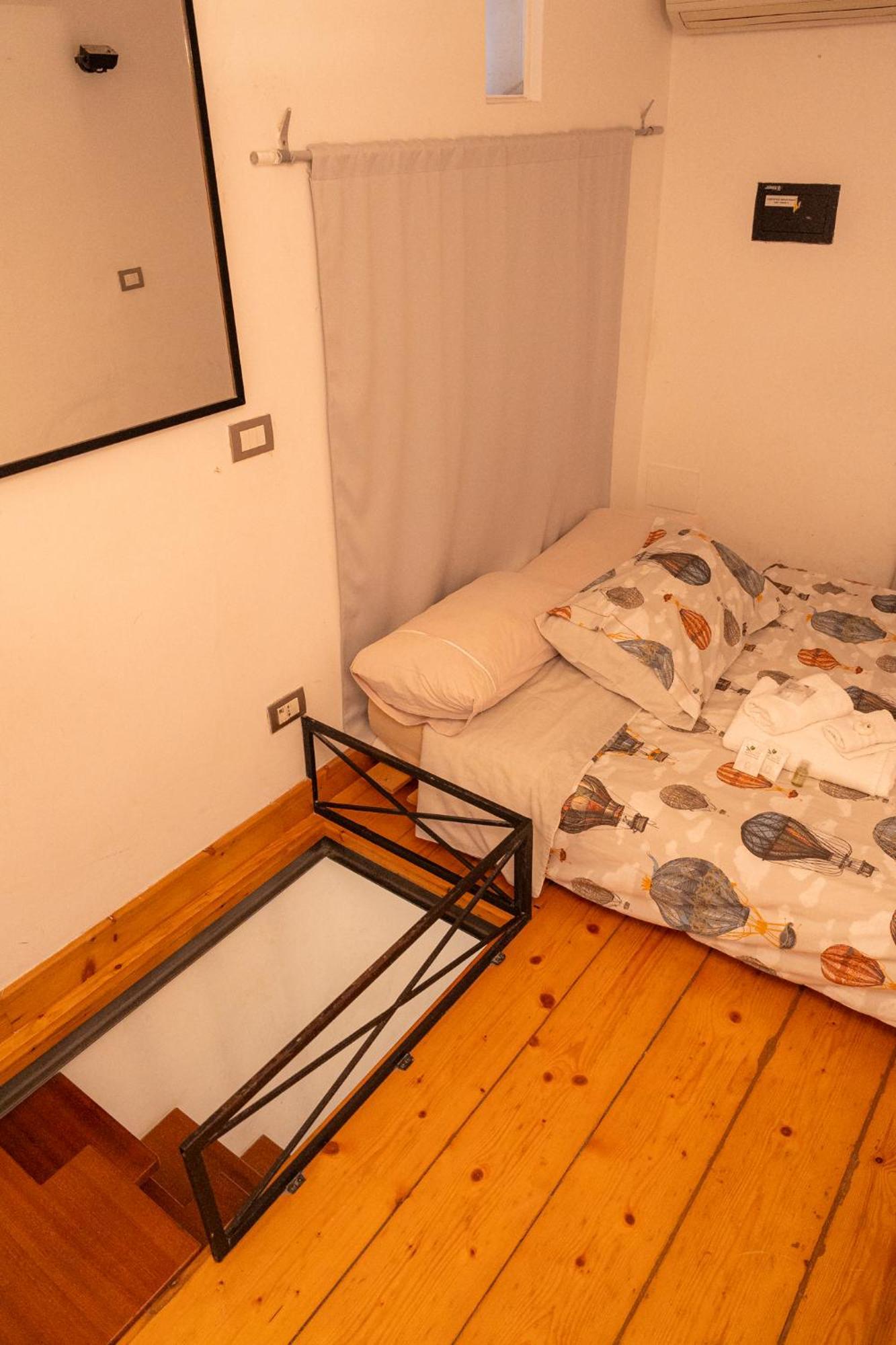 Homehouse Serpenti - Colosseum - Rione Monti * Rom
