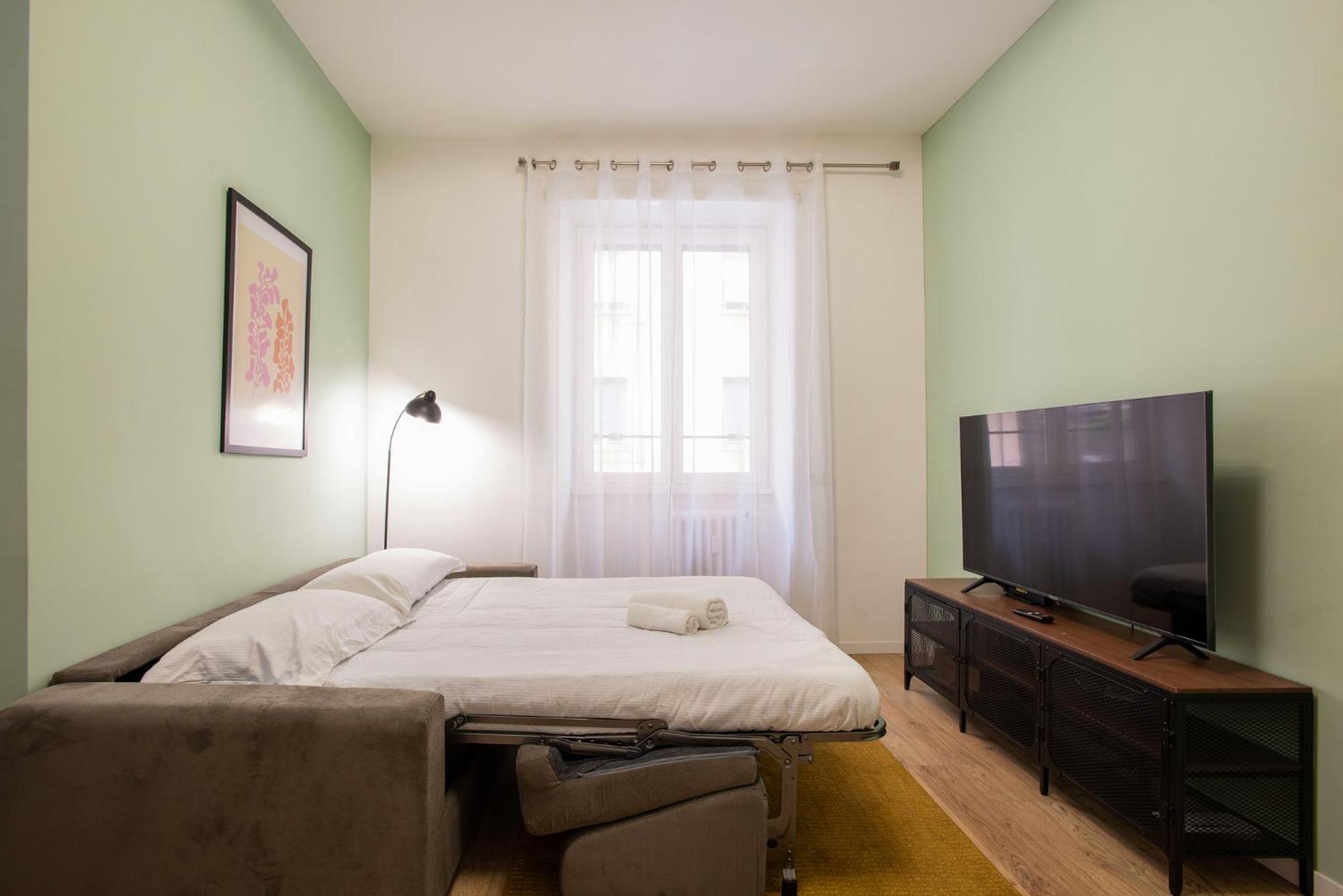 Monte Sacro For 6 Guests Metro B * Roma
