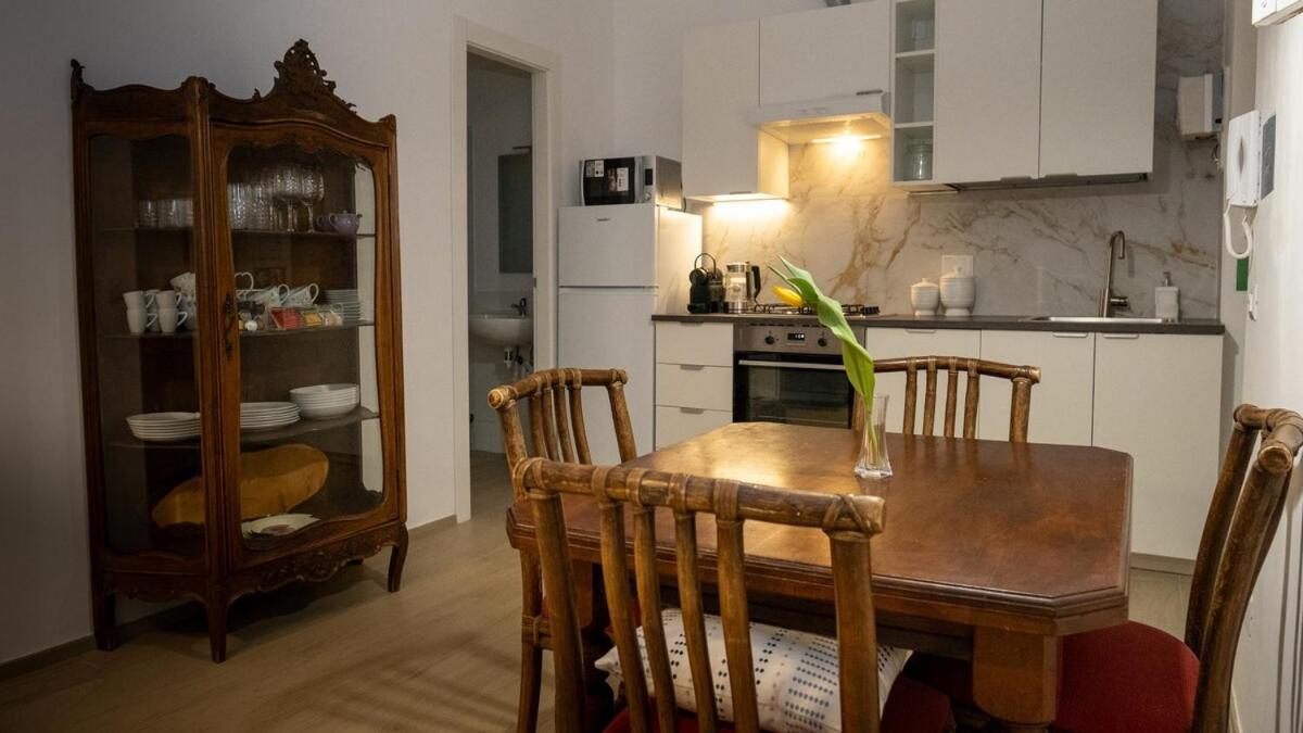 Domus Pietra In The Heart Of Roma