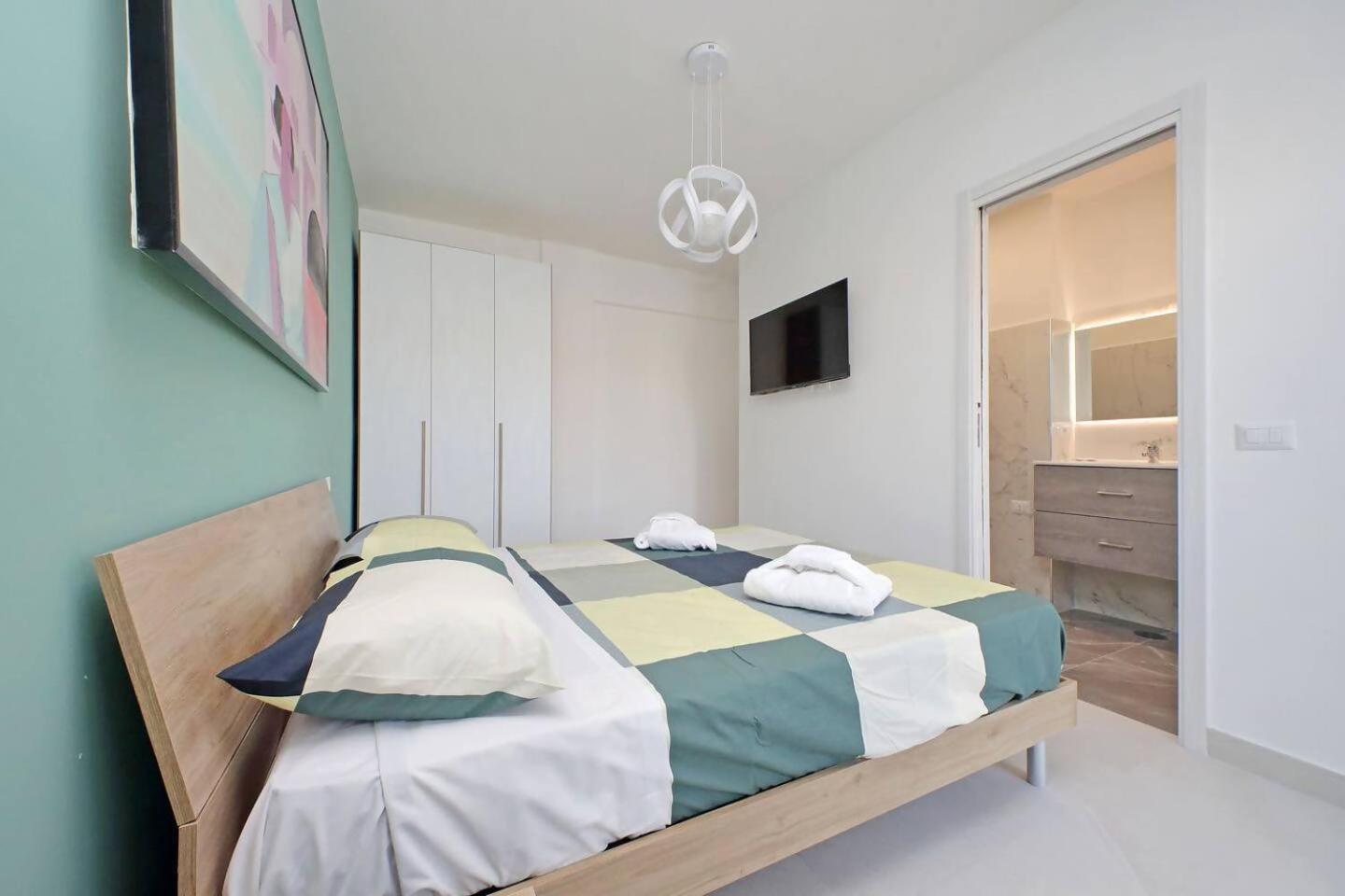 Attico Di Design A Garbatella Con Vista San Pietro Apartamento Roma