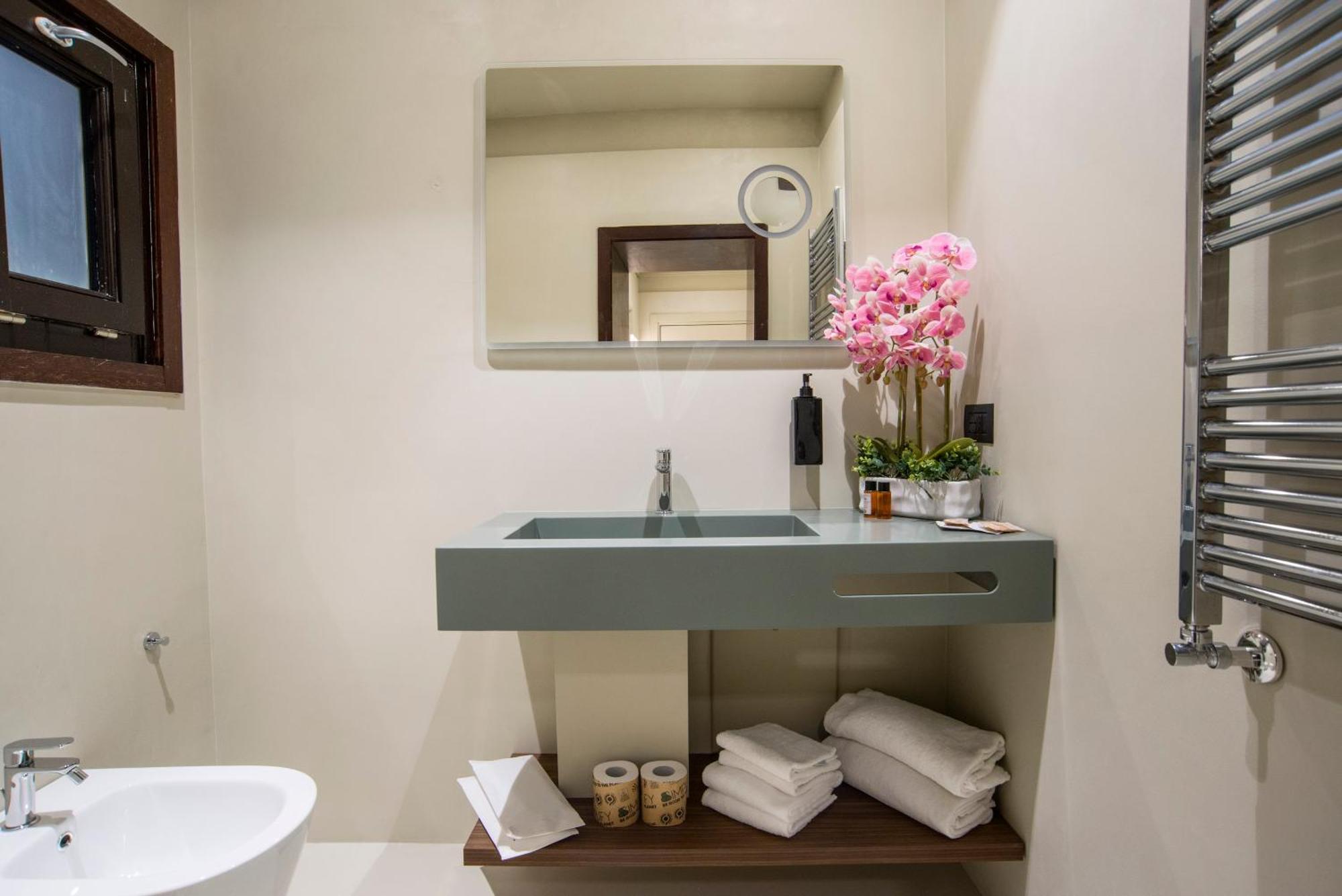 Bocca Di Leone Luxury Guest house Rome