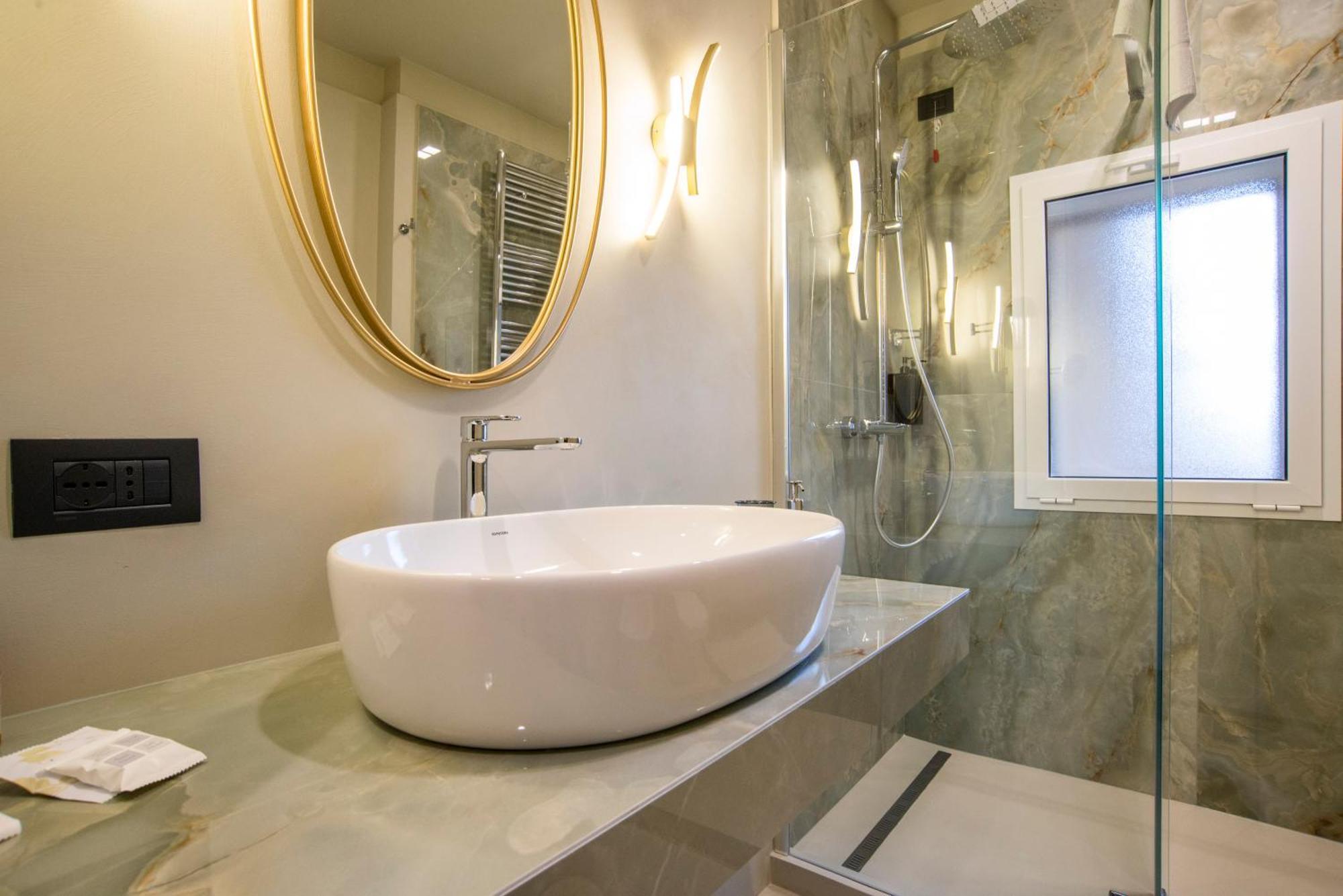 Bocca Di Leone Luxury Rome