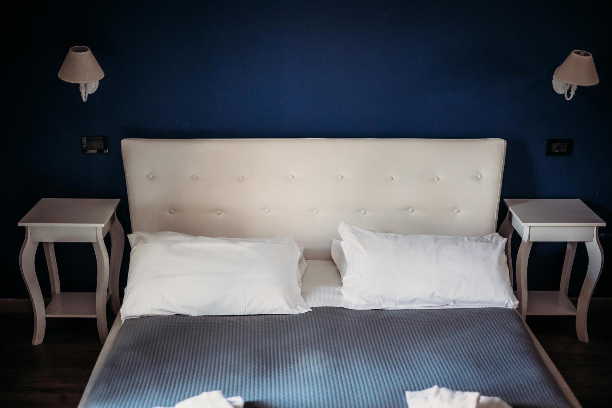 Domus Tiberina Hotel 2*