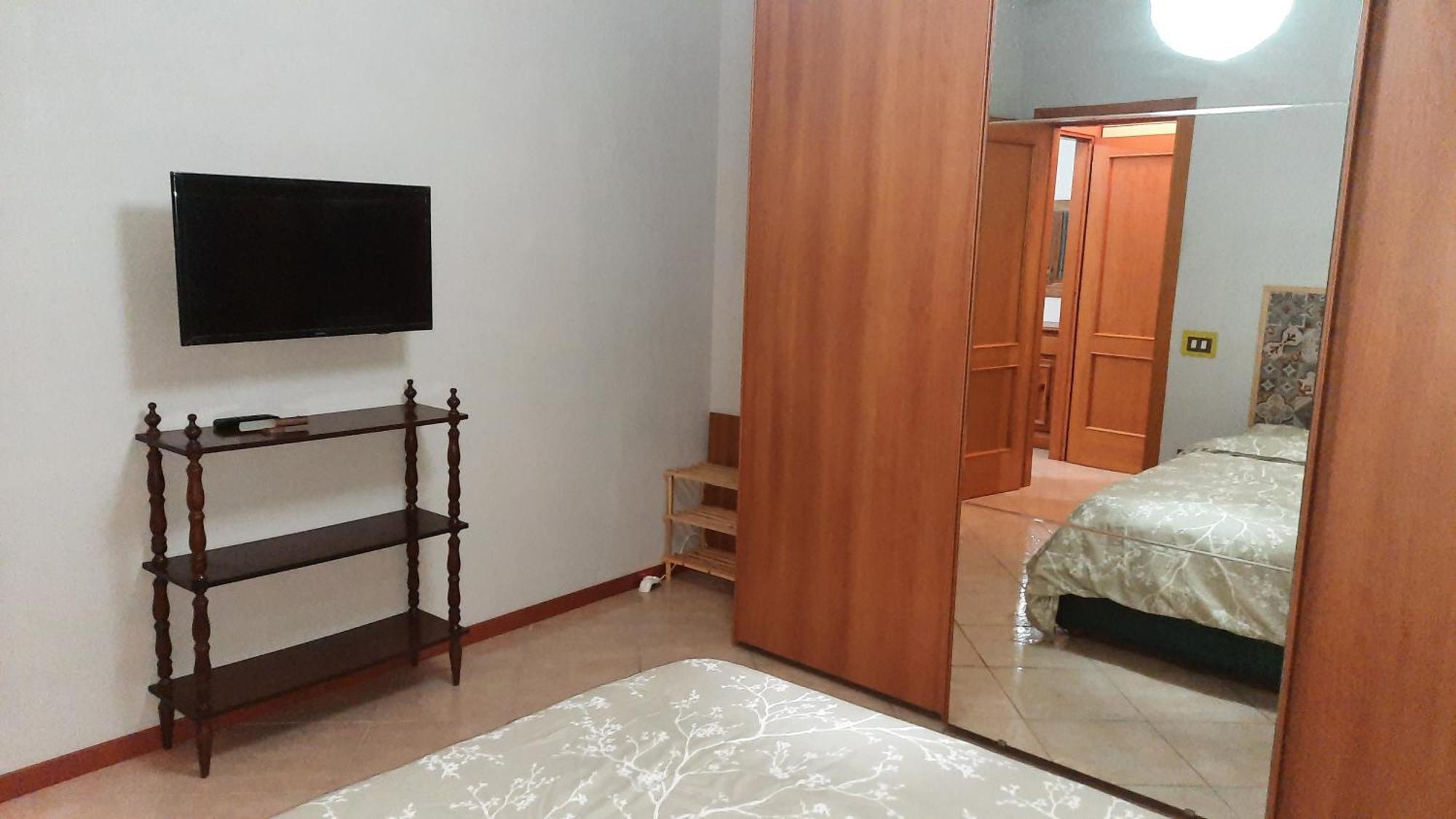 La Mattina - Fiera Di - Aeroporto Fiumicino Apartamento *