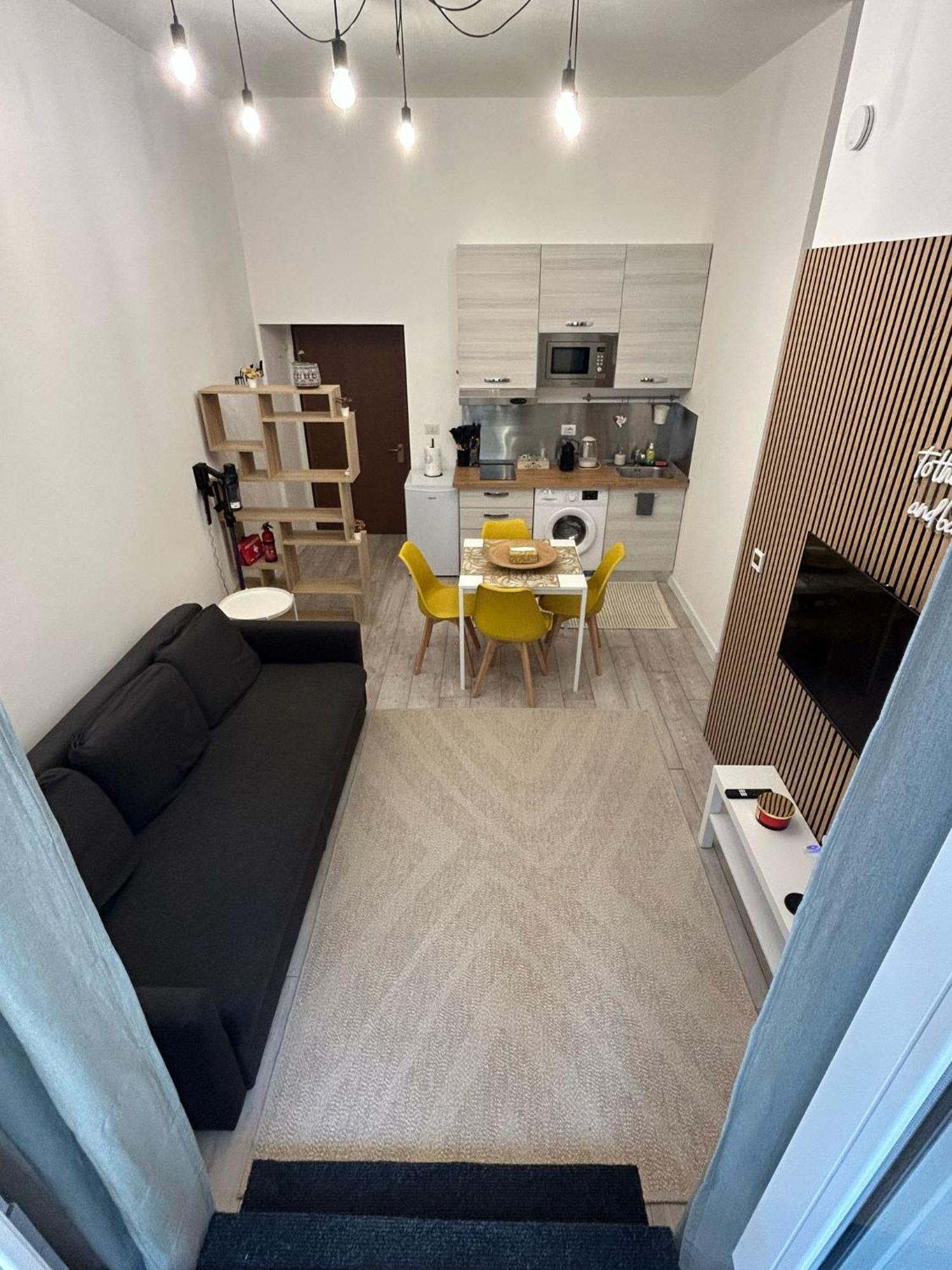 Leonidas House 2 * Roma