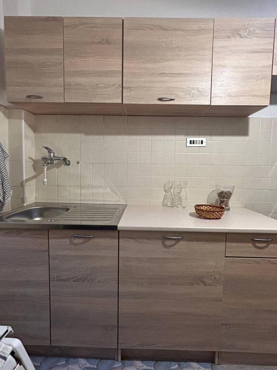 Apartment Entire Apartment-casal Bertone-tiburtina Rom