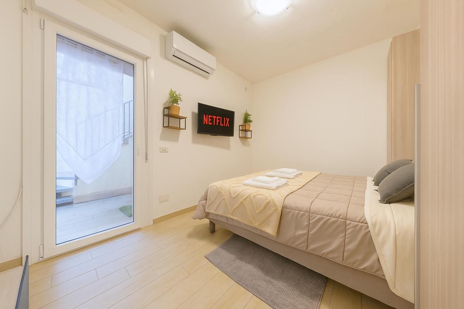 Bilocale Indipendente Con Terrazzo Esclusivo A Due Passi Dalla Metro Di Roma Apartamento *